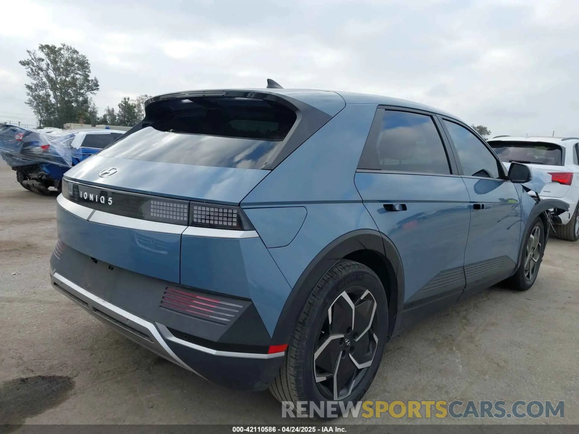 4 Фотография поврежденного автомобиля KM8KM4AE9NU055637 HYUNDAI IONIQ 5 2022