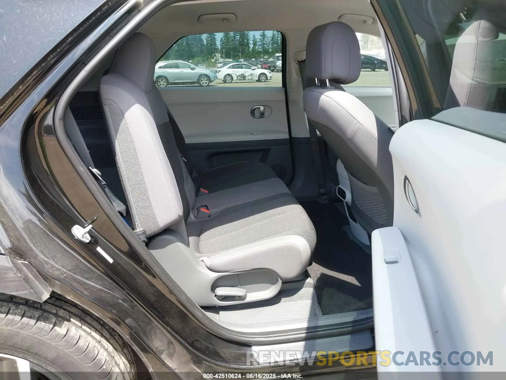 8 Фотография поврежденного автомобиля KM8KMDAF2NU076693 HYUNDAI IONIQ 5 2022