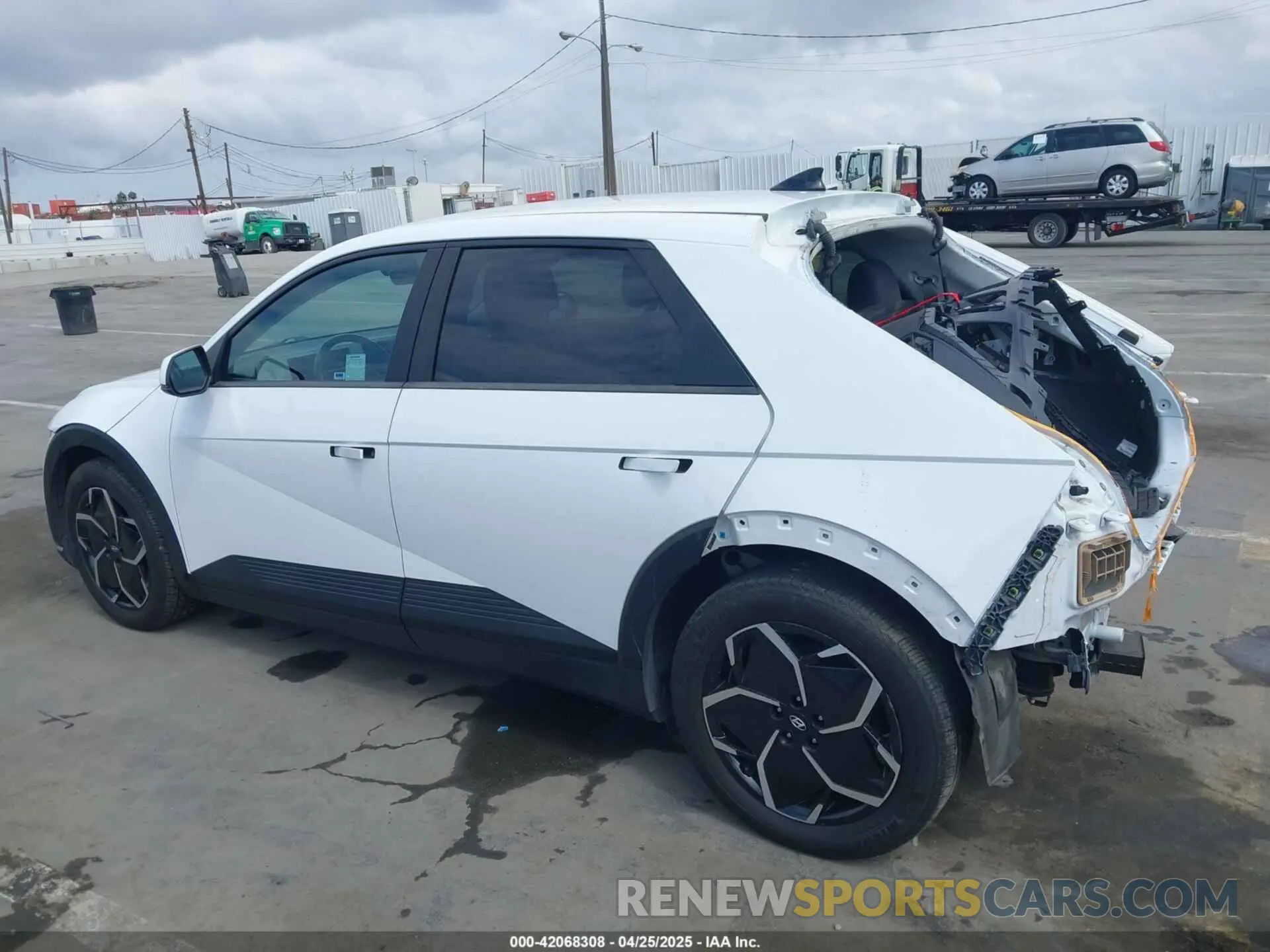 15 Photograph of a damaged car KM8KMDAF7NU050588 HYUNDAI IONIQ 5 2022