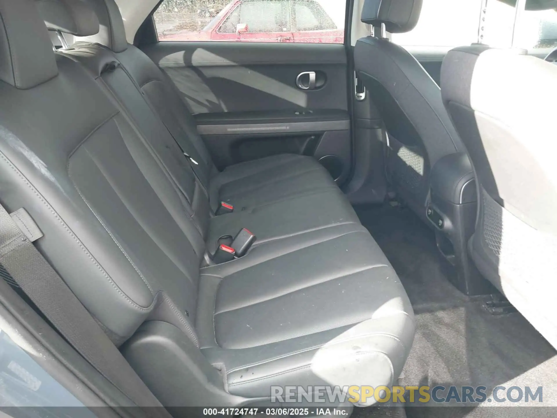 8 Photograph of a damaged car KM8KNDAF5NU108226 HYUNDAI IONIQ 5 2022