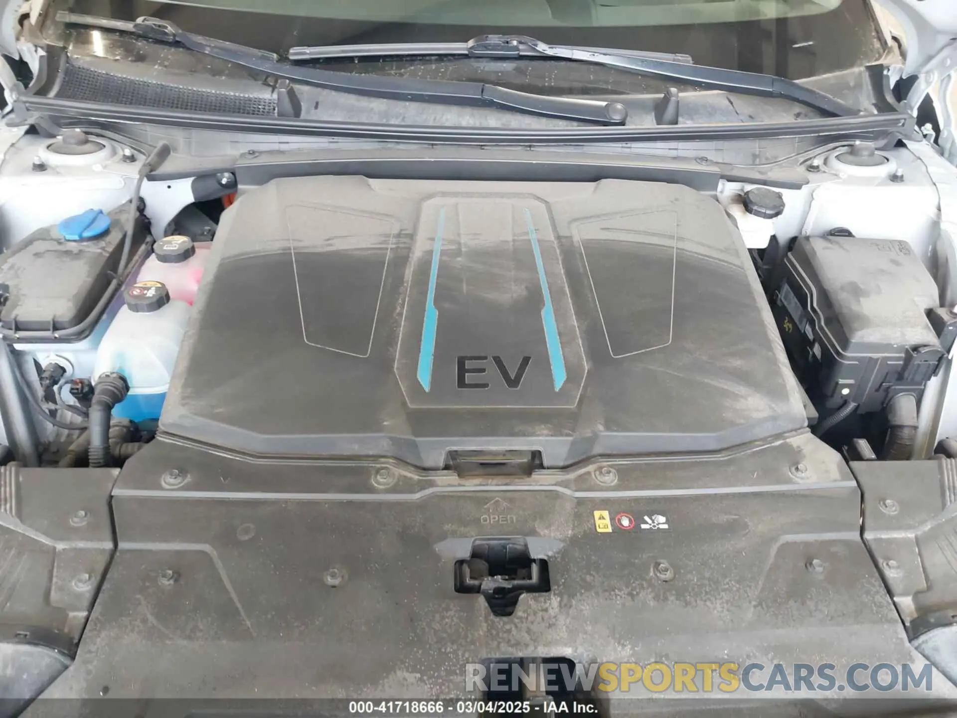10 Photograph of a damaged car KM8KRDAF1NU118451 HYUNDAI IONIQ 5 2022