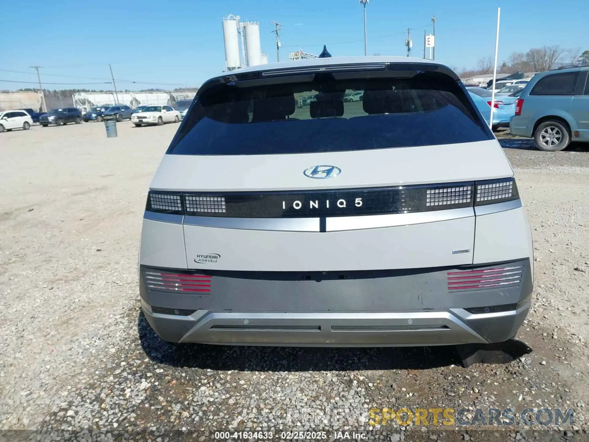 17 Фотография поврежденного автомобиля KM8KMDAF3PU215720 HYUNDAI IONIQ 5 2023