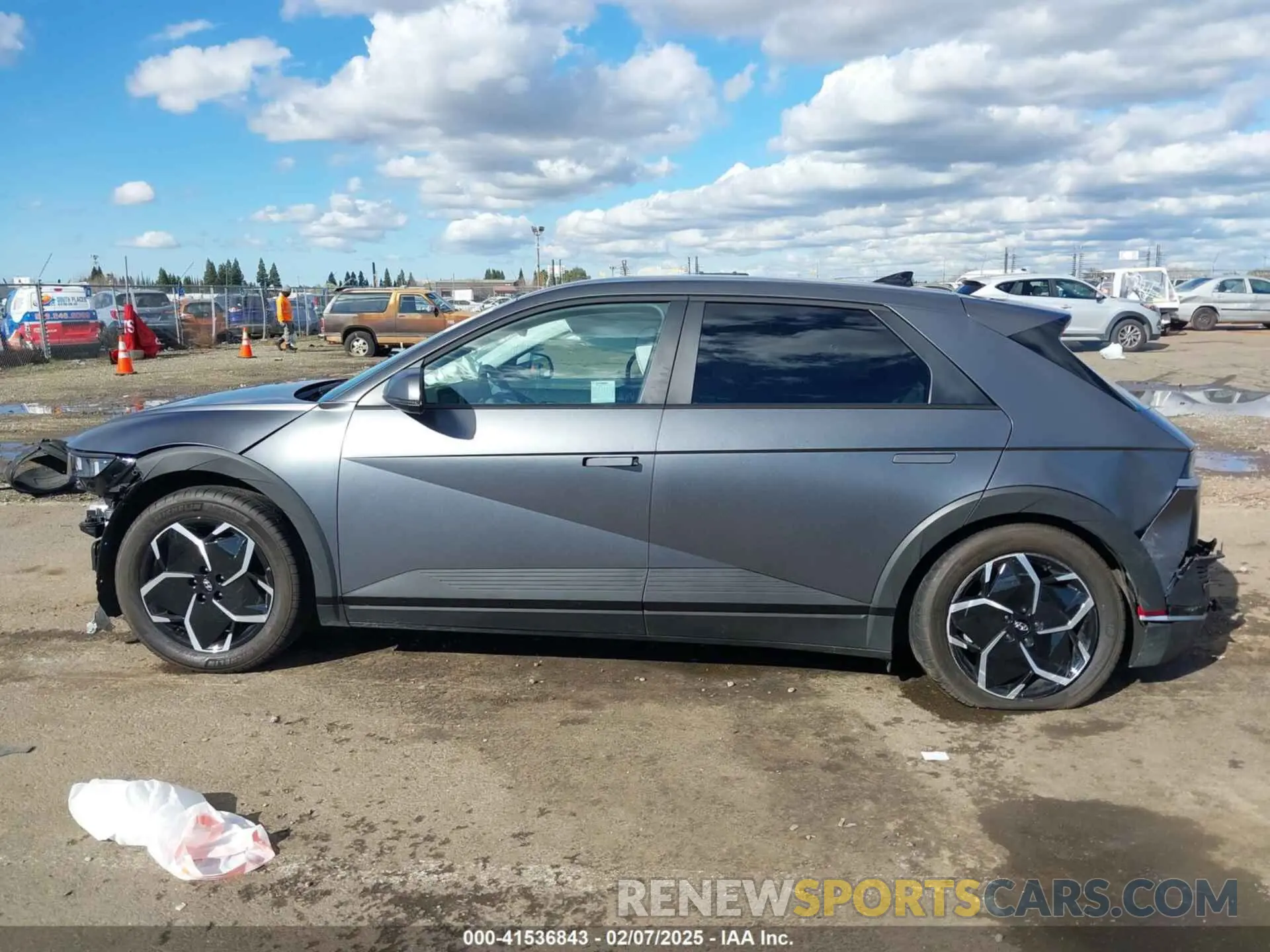 15 Photograph of a damaged car KM8KNDAF2PU201661 HYUNDAI IONIQ 5 2023