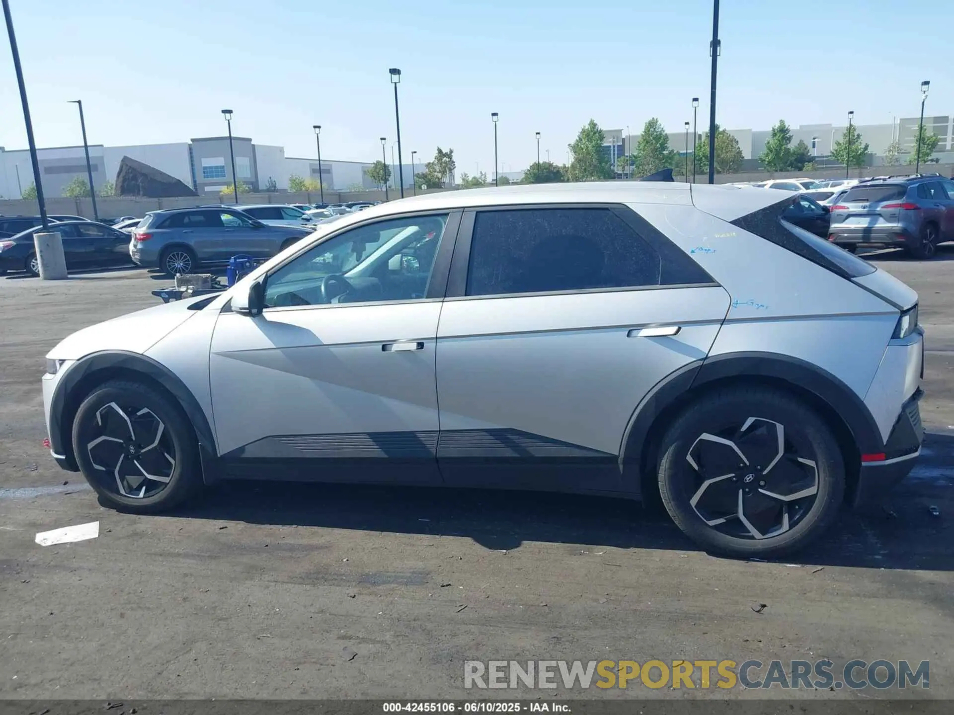 15 Photograph of a damaged car KM8KNDAF6PU207530 HYUNDAI IONIQ 5 2023