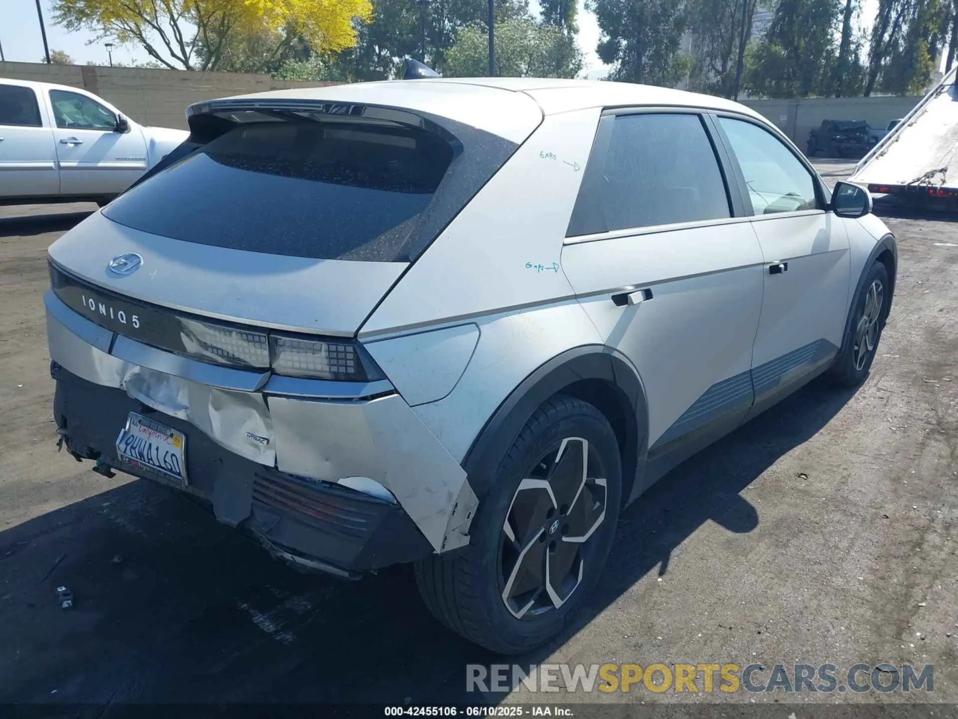 4 Photograph of a damaged car KM8KNDAF6PU207530 HYUNDAI IONIQ 5 2023