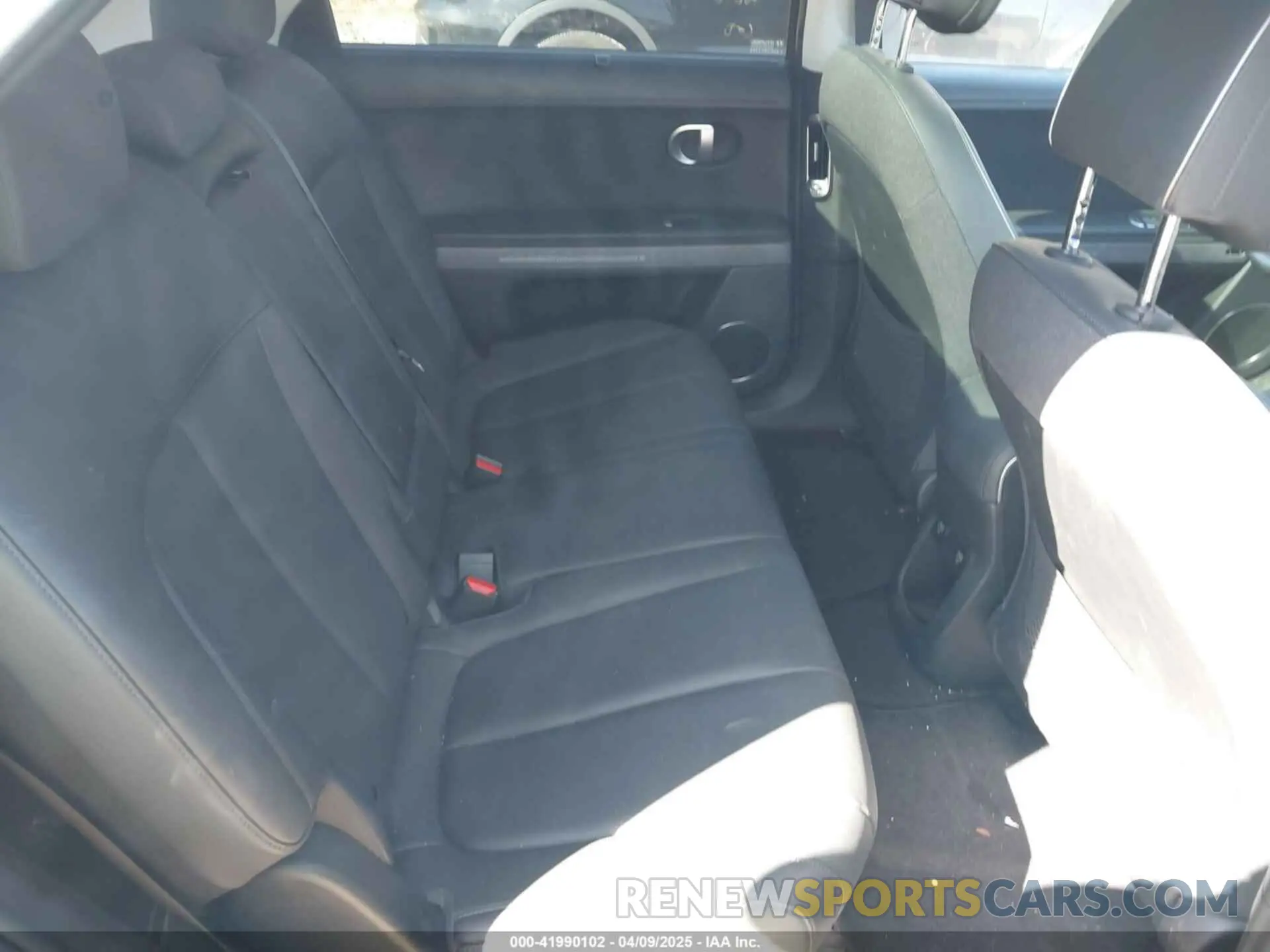 8 Photograph of a damaged car KM8KRDAF3PU186334 HYUNDAI IONIQ 5 2023