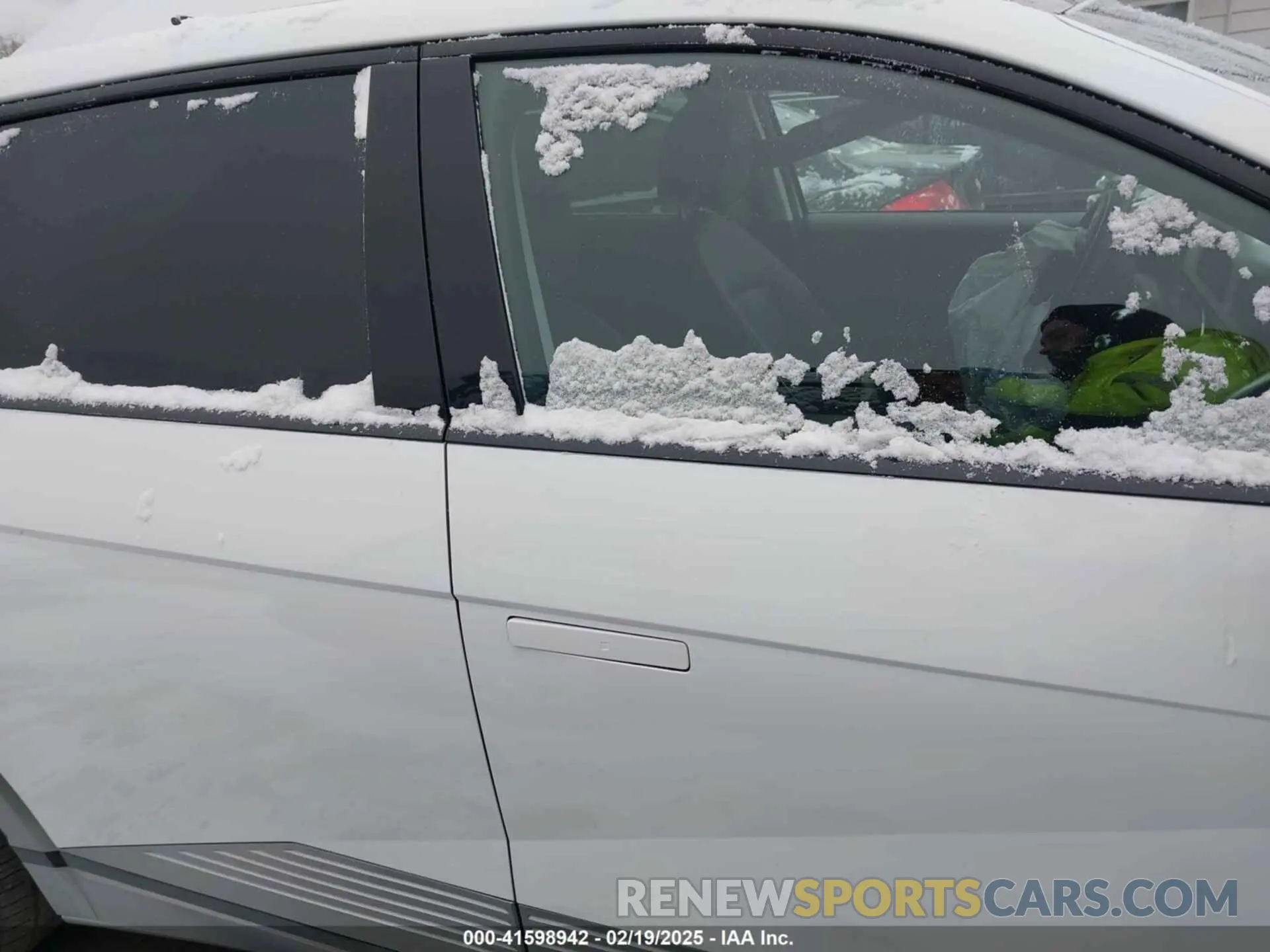13 Photograph of a damaged car KM8KRDAF7PU161341 HYUNDAI IONIQ 5 2023