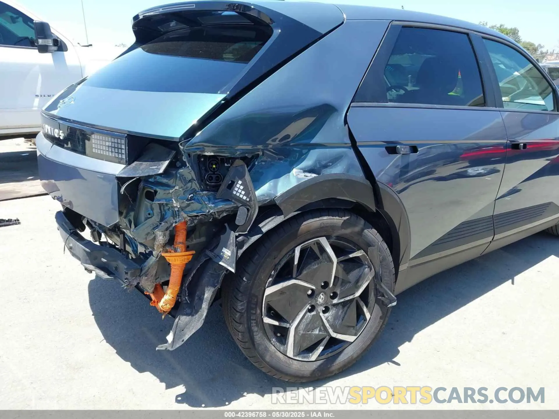 20 Photograph of a damaged car KM8KM4DB2RU309115 HYUNDAI IONIQ 5 2024