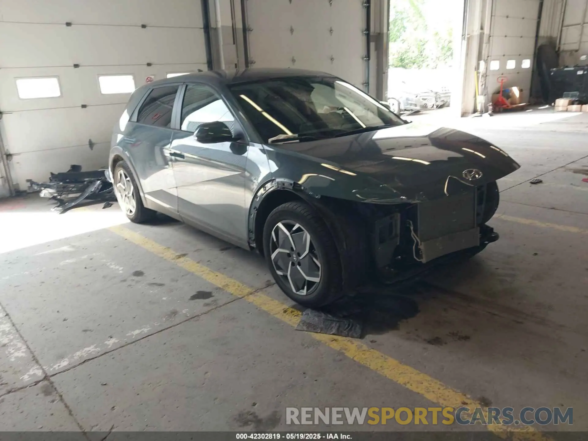 1 Фотография поврежденного автомобиля KM8KM4DB7RU262342 HYUNDAI IONIQ 5 2024