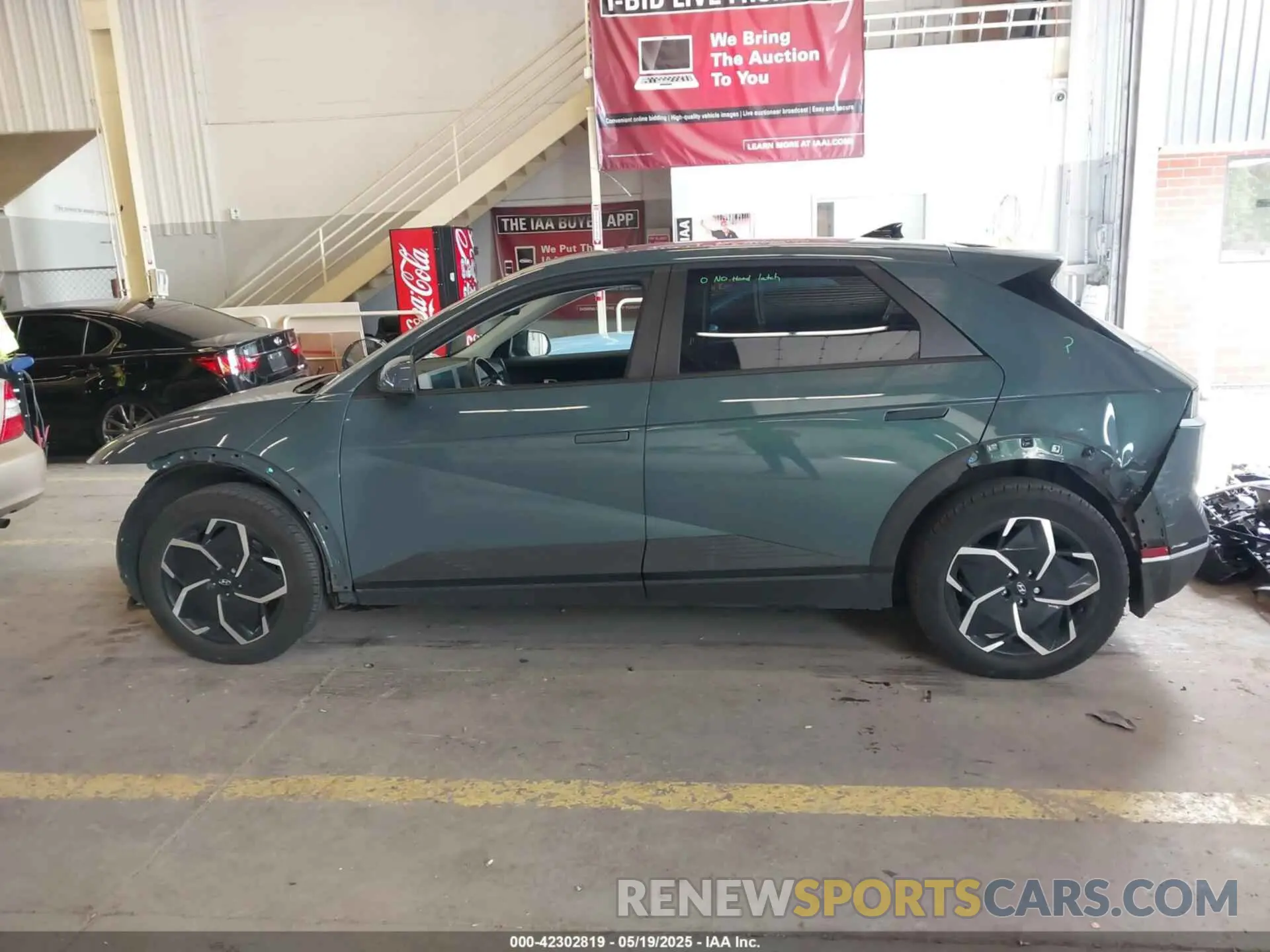 15 Фотография поврежденного автомобиля KM8KM4DB7RU262342 HYUNDAI IONIQ 5 2024