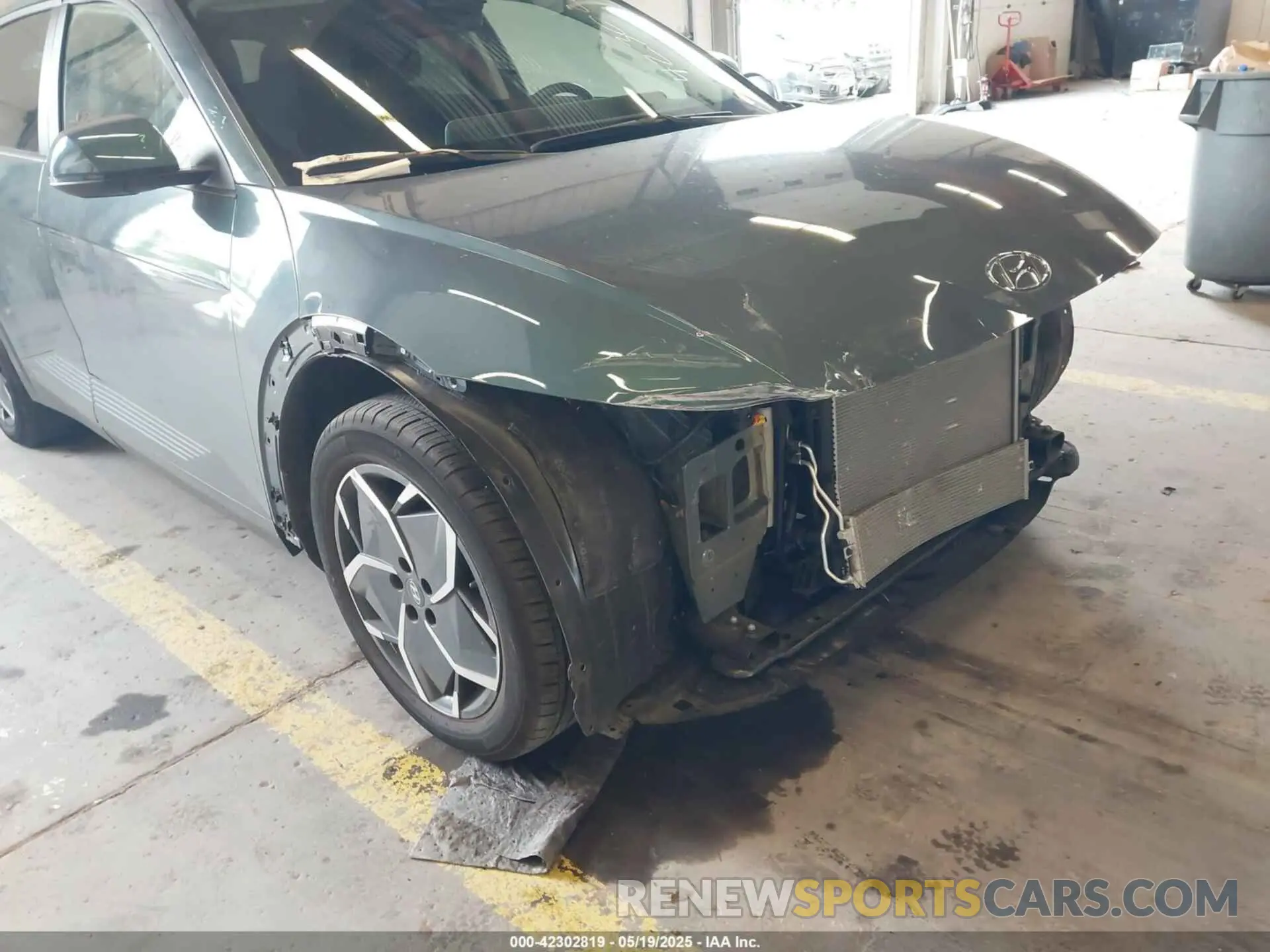 21 Фотография поврежденного автомобиля KM8KM4DB7RU262342 HYUNDAI IONIQ 5 2024