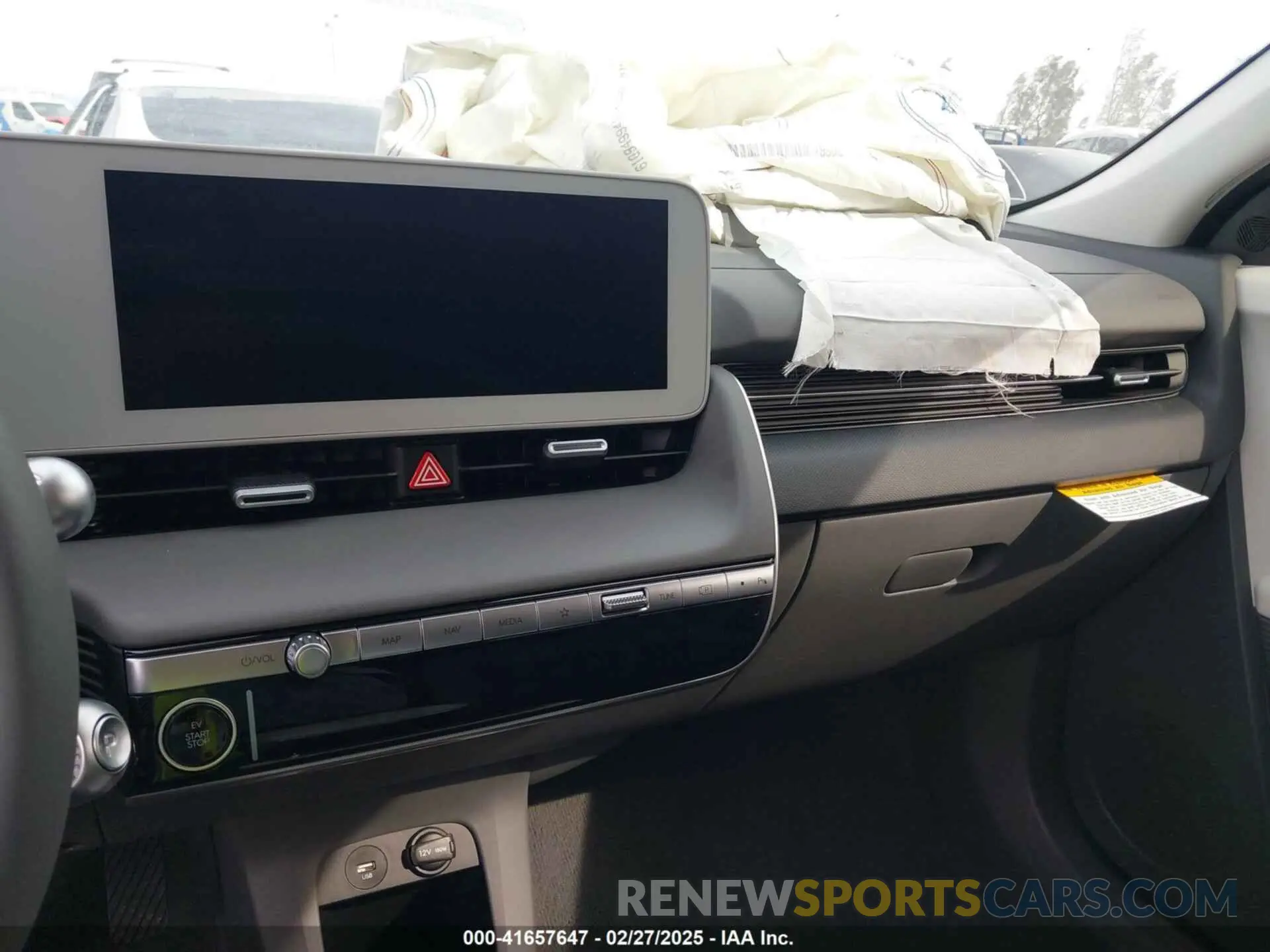 19 Photograph of a damaged car KM8KM4DE3RU335734 HYUNDAI IONIQ 5 2024