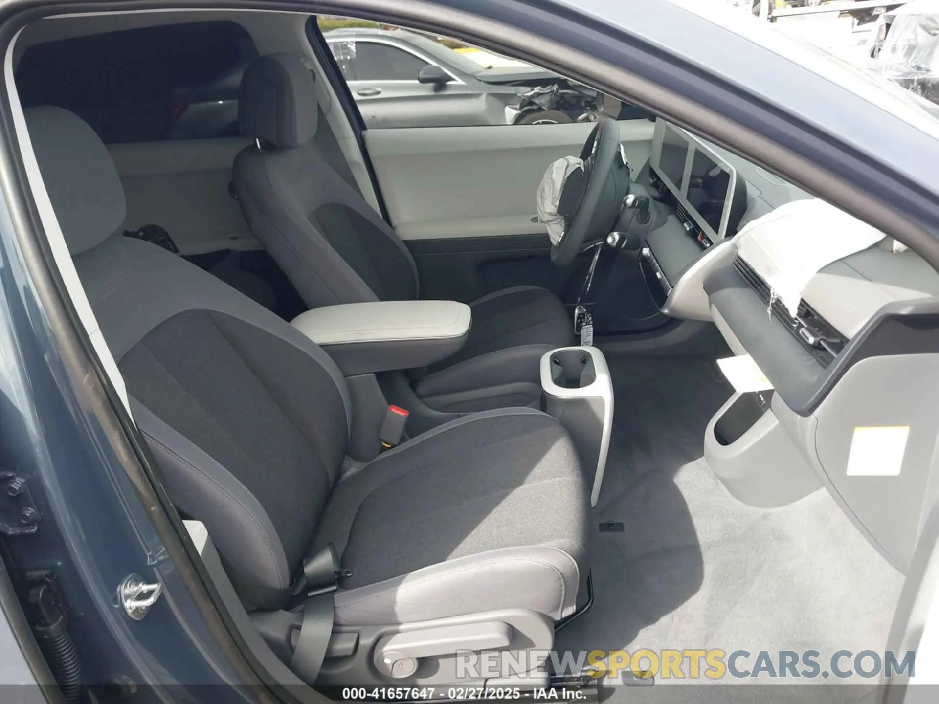5 Photograph of a damaged car KM8KM4DE3RU335734 HYUNDAI IONIQ 5 2024