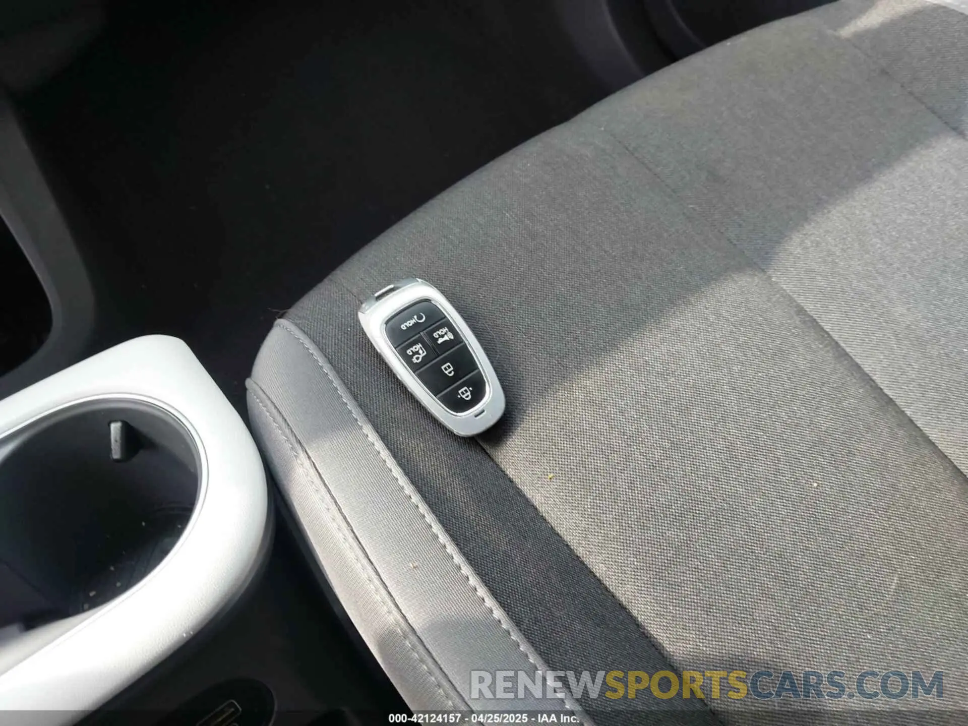 11 Photograph of a damaged car KM8KM4DE9RU302608 HYUNDAI IONIQ 5 2024