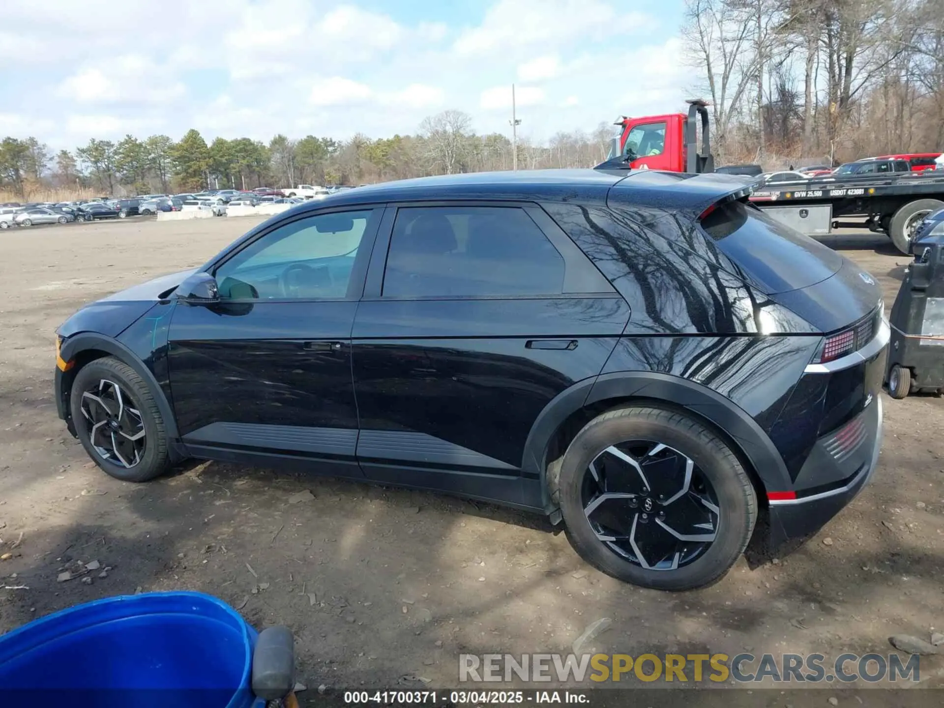 14 Photograph of a damaged car KM8KMDDF6RU233319 HYUNDAI IONIQ 5 2024
