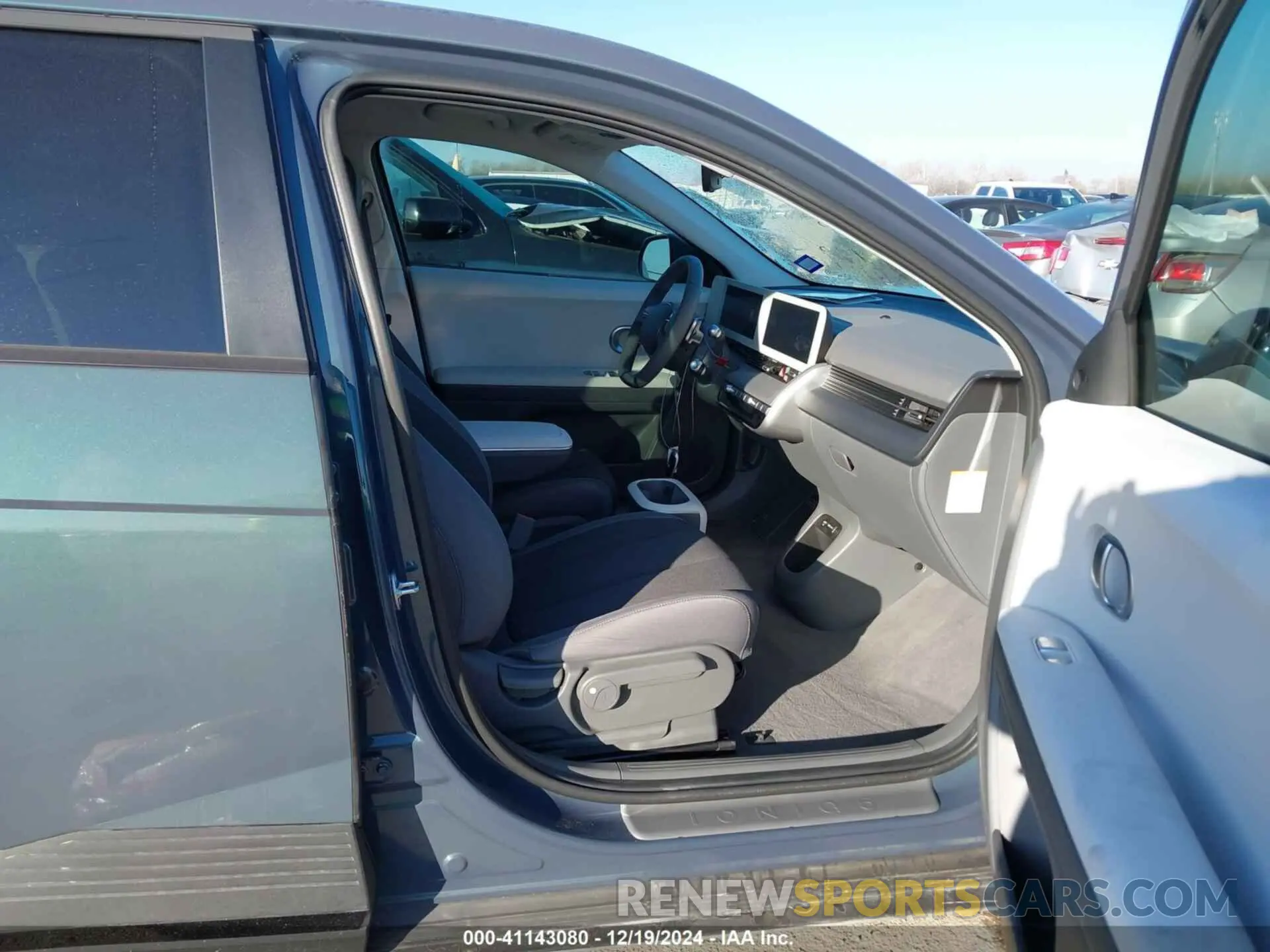 5 Photograph of a damaged car KM8KN4DE3RU293482 HYUNDAI IONIQ 5 2024