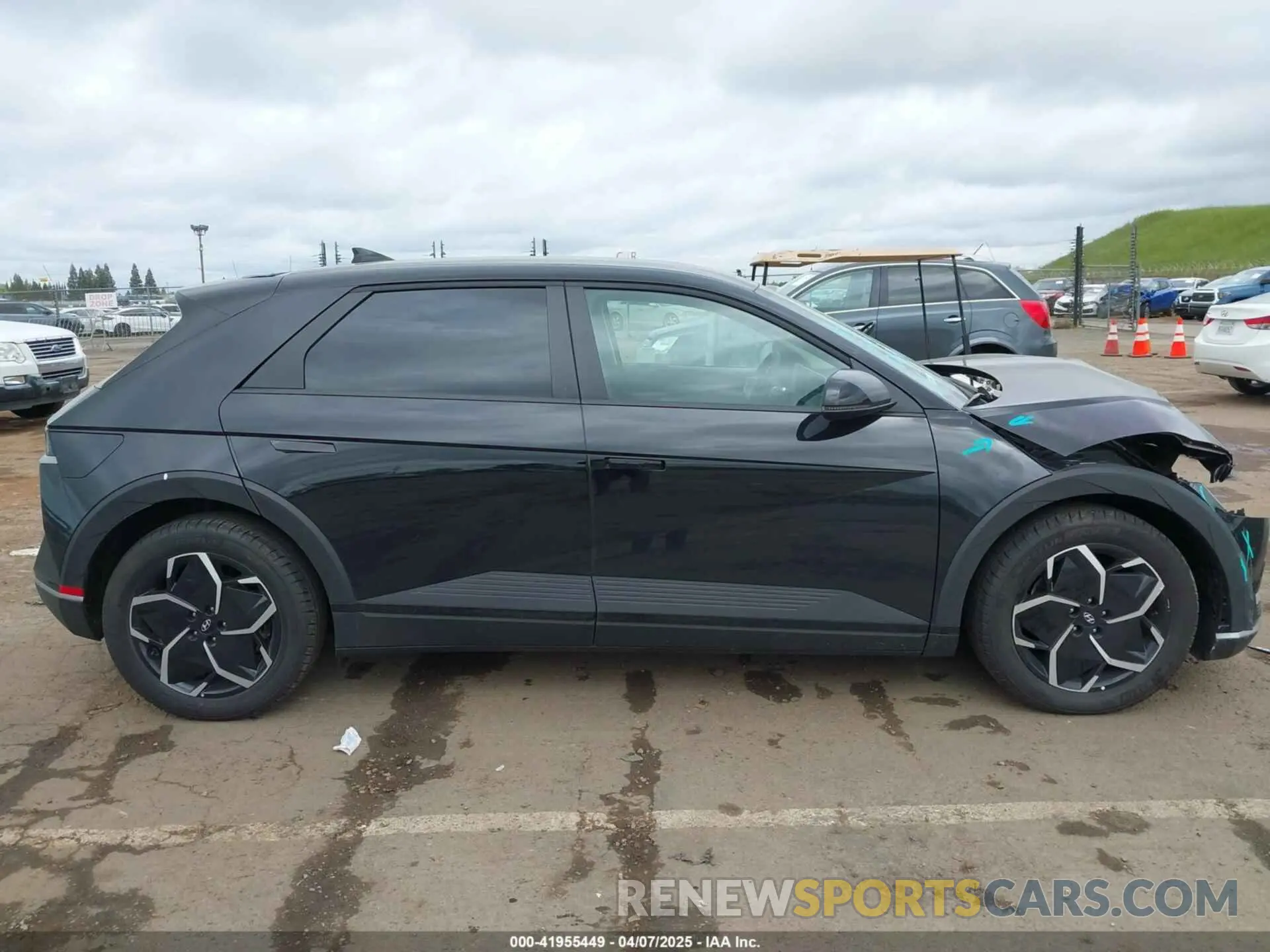 14 Photograph of a damaged car KM8KN4DE5RU276814 HYUNDAI IONIQ 5 2024
