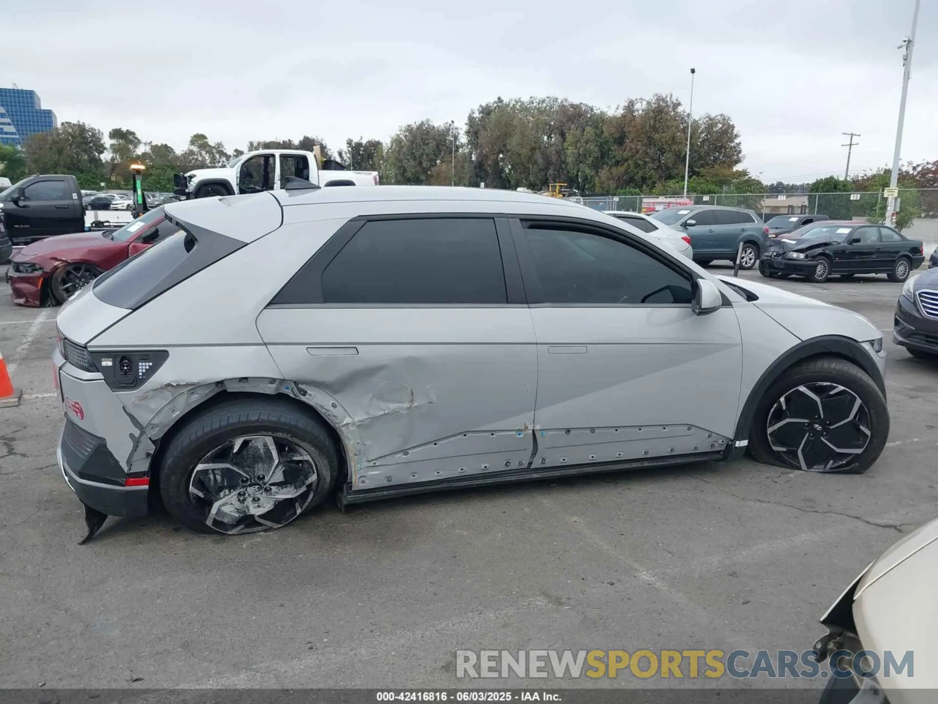 12 Photograph of a damaged car KM8KN4DEXRU271785 HYUNDAI IONIQ 5 2024
