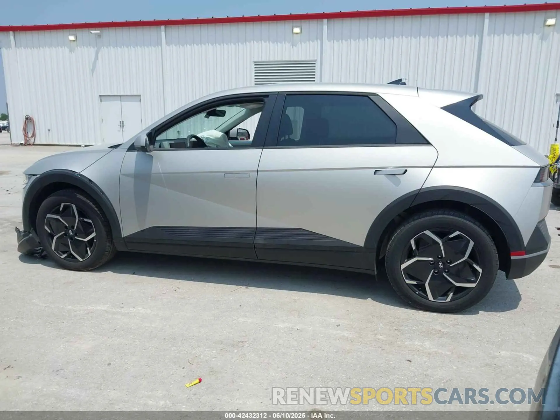 14 Photograph of a damaged car KM8KNDDF6RU294117 HYUNDAI IONIQ 5 2024