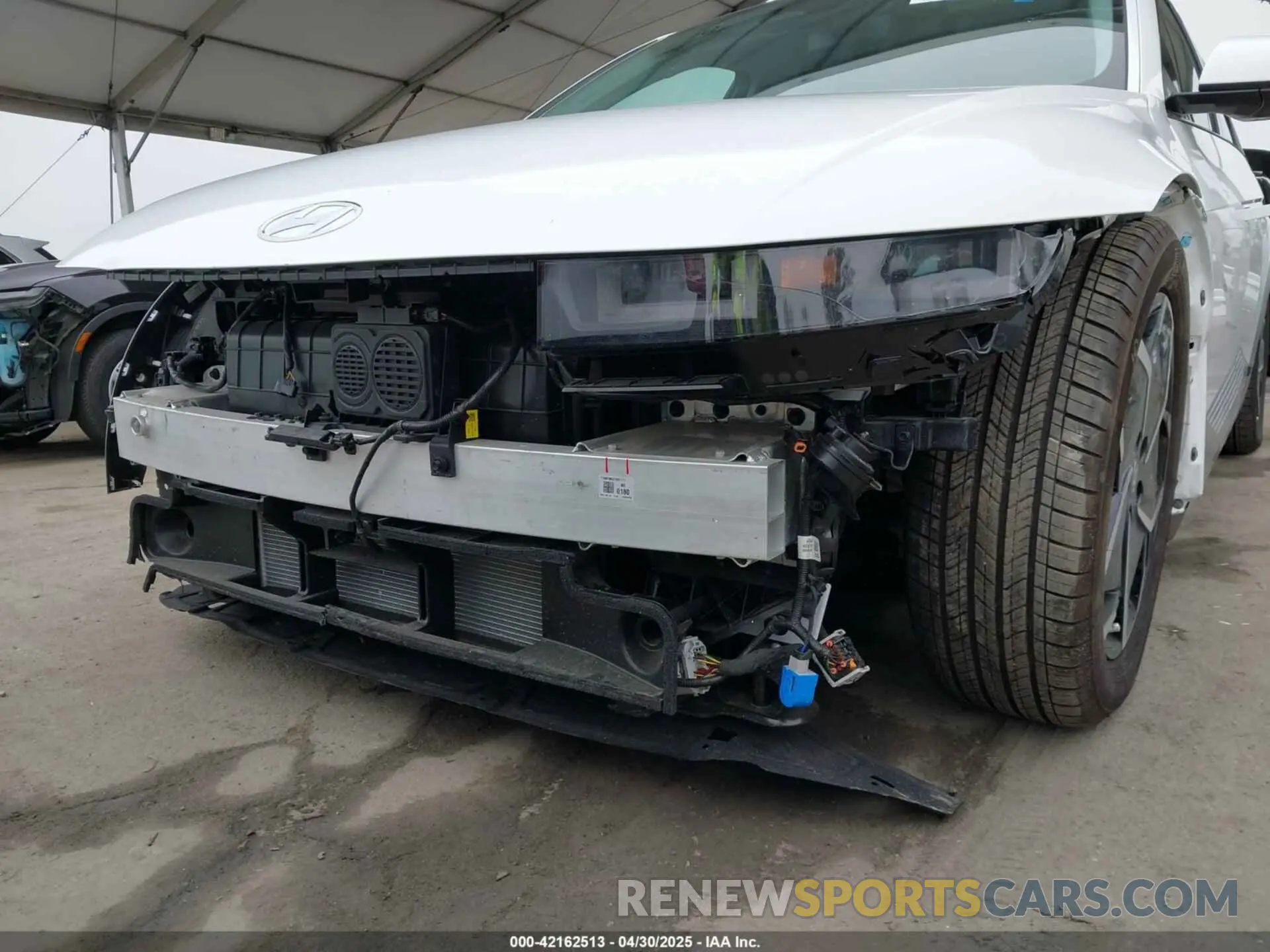 6 Photograph of a damaged car KM8KR4DE3RU331605 HYUNDAI IONIQ 5 2024