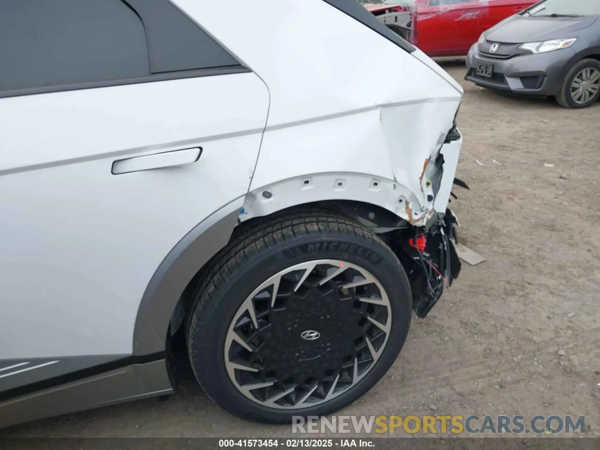 19 Фотография поврежденного автомобиля KM8KRDDF5RU339990 HYUNDAI IONIQ 5 2024