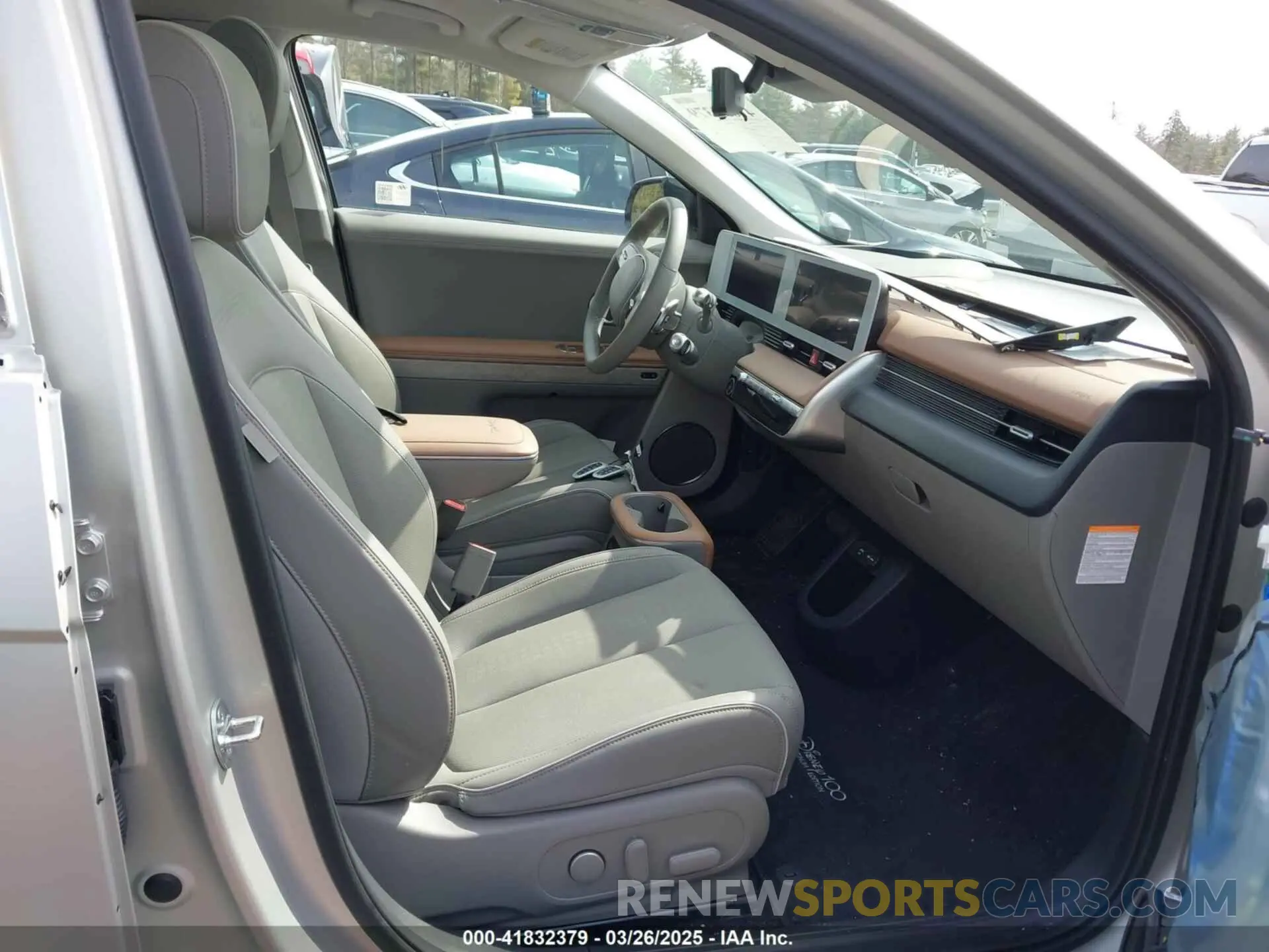 5 Photograph of a damaged car KM8KRDDF6RU276804 HYUNDAI IONIQ 5 2024