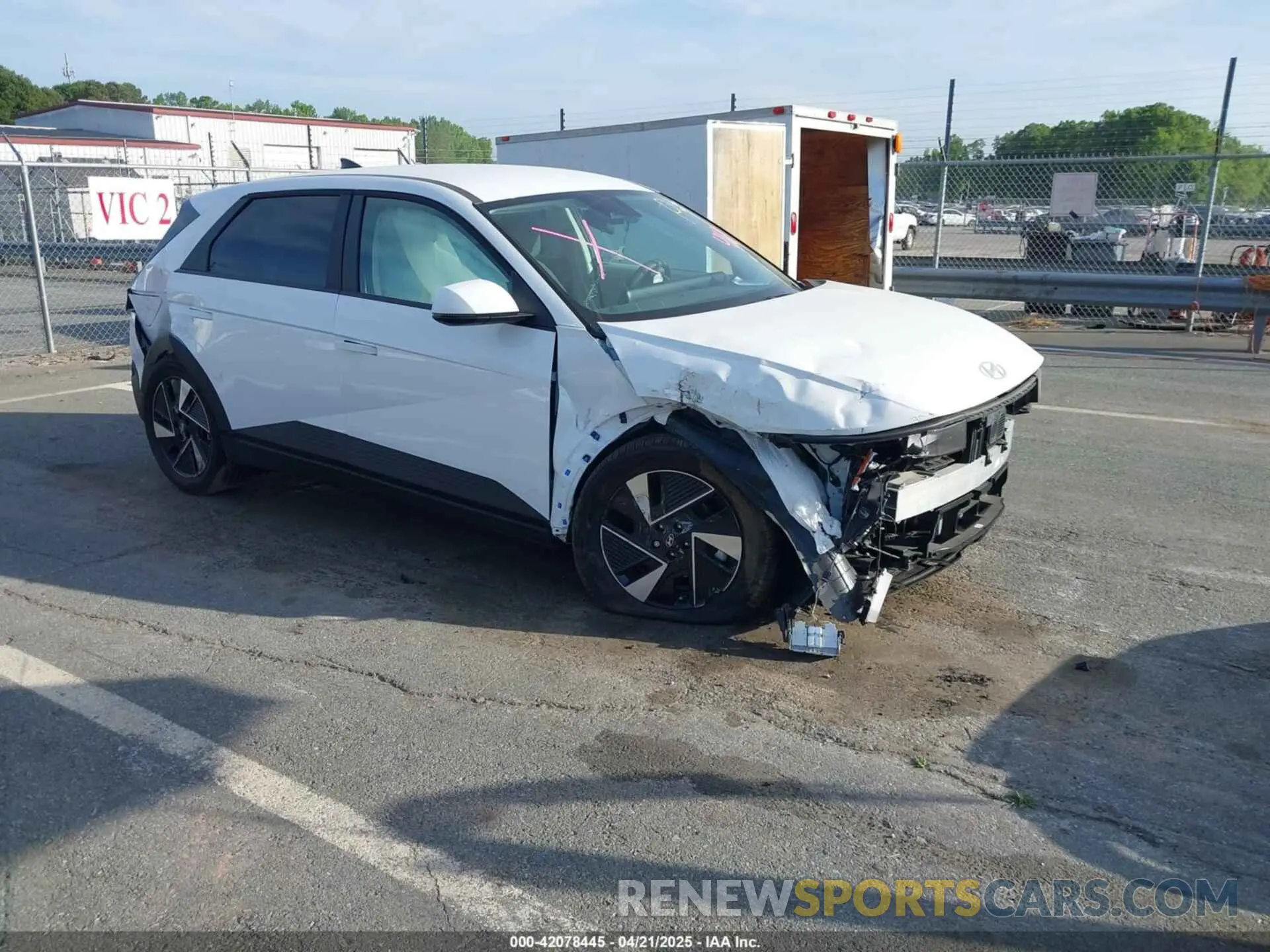 1 Фотография поврежденного автомобиля 7YAKM4DAXSY004111 HYUNDAI IONIQ 5 2025