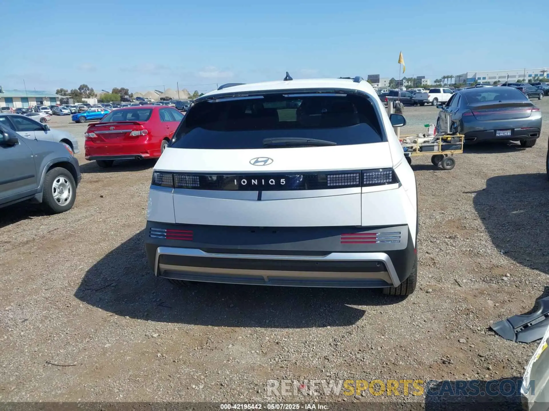 16 Фотография поврежденного автомобиля 7YAKN4DA4SY008488 HYUNDAI IONIQ 5 2025