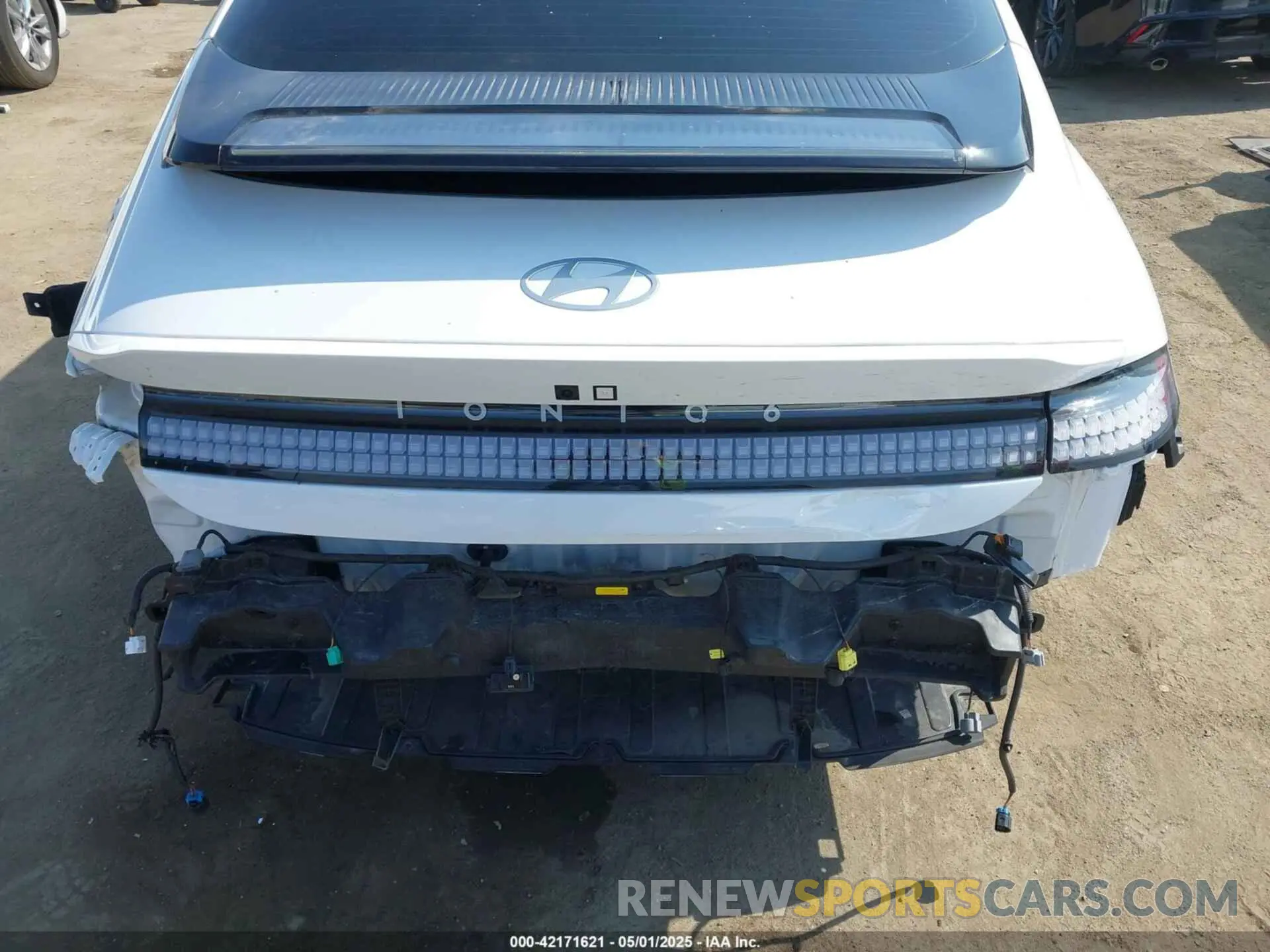 20 Photograph of a damaged car KMHM34AA0PA028579 HYUNDAI IONIQ 6 2023