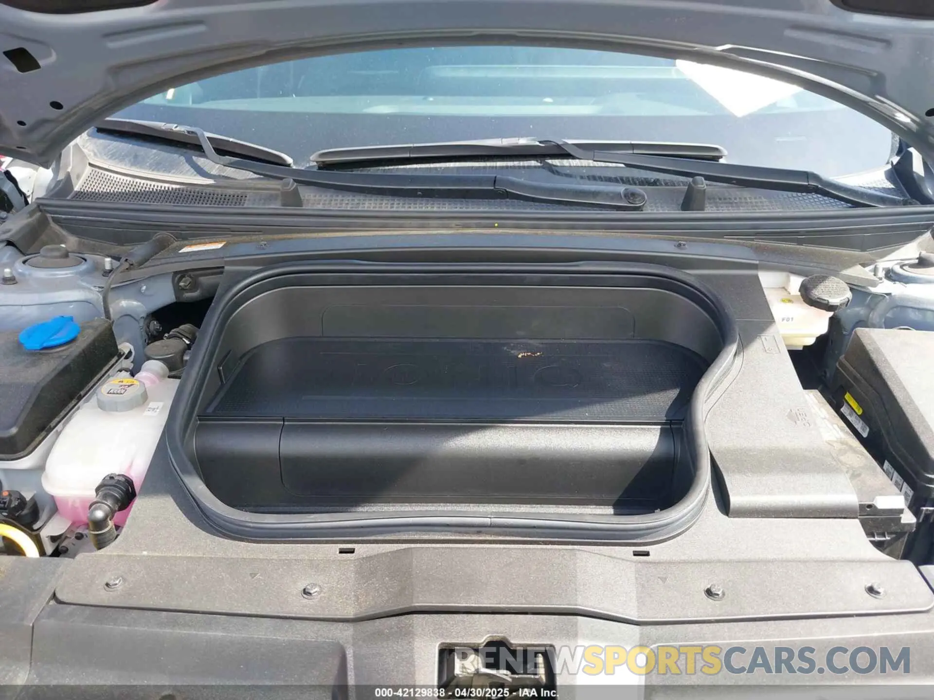 10 Photograph of a damaged car KMHM34AA6PA022771 HYUNDAI IONIQ 6 2023