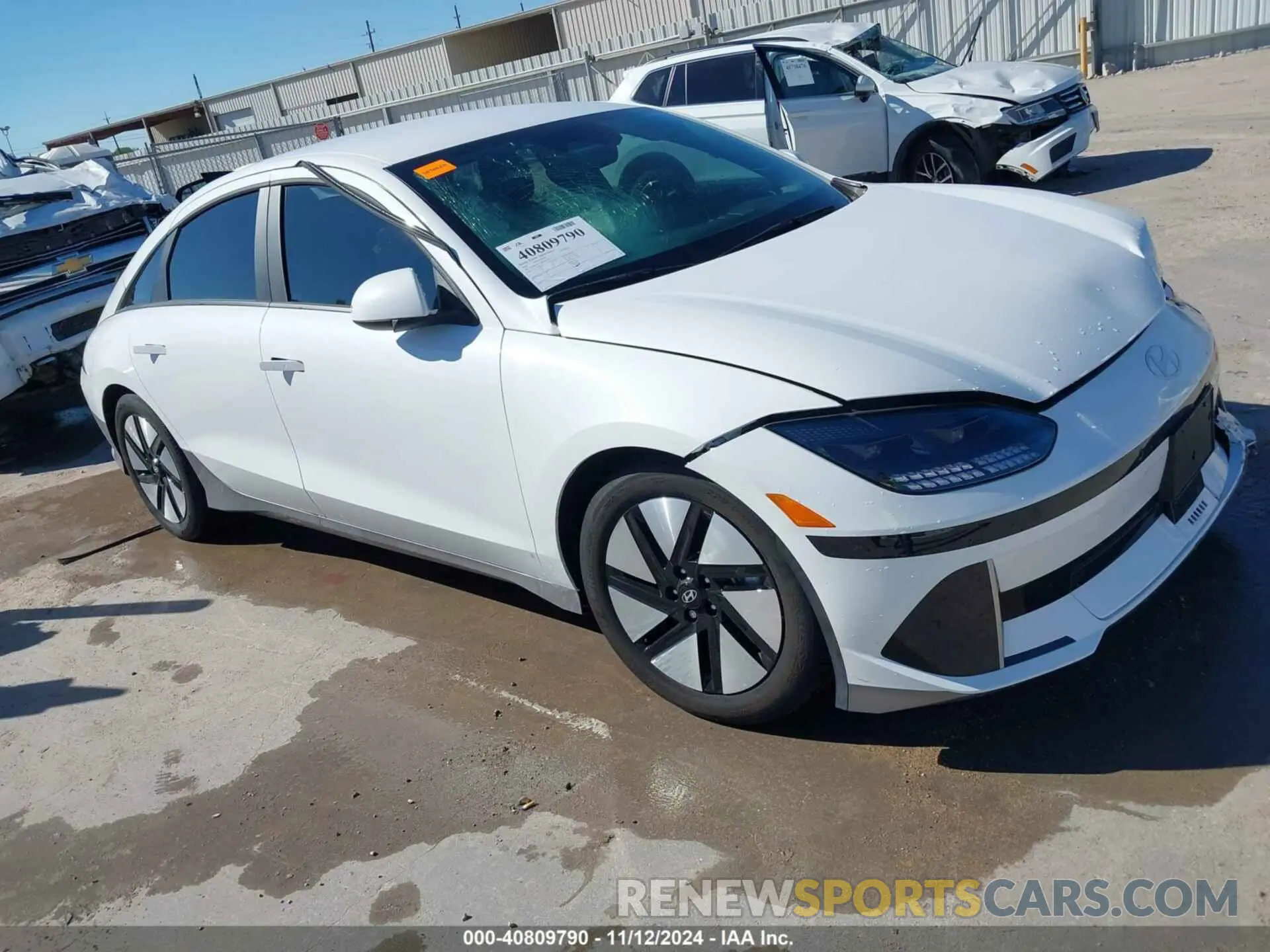 1 Фотография поврежденного автомобиля KMHM24AC2RA066998 HYUNDAI IONIQ 6 2024