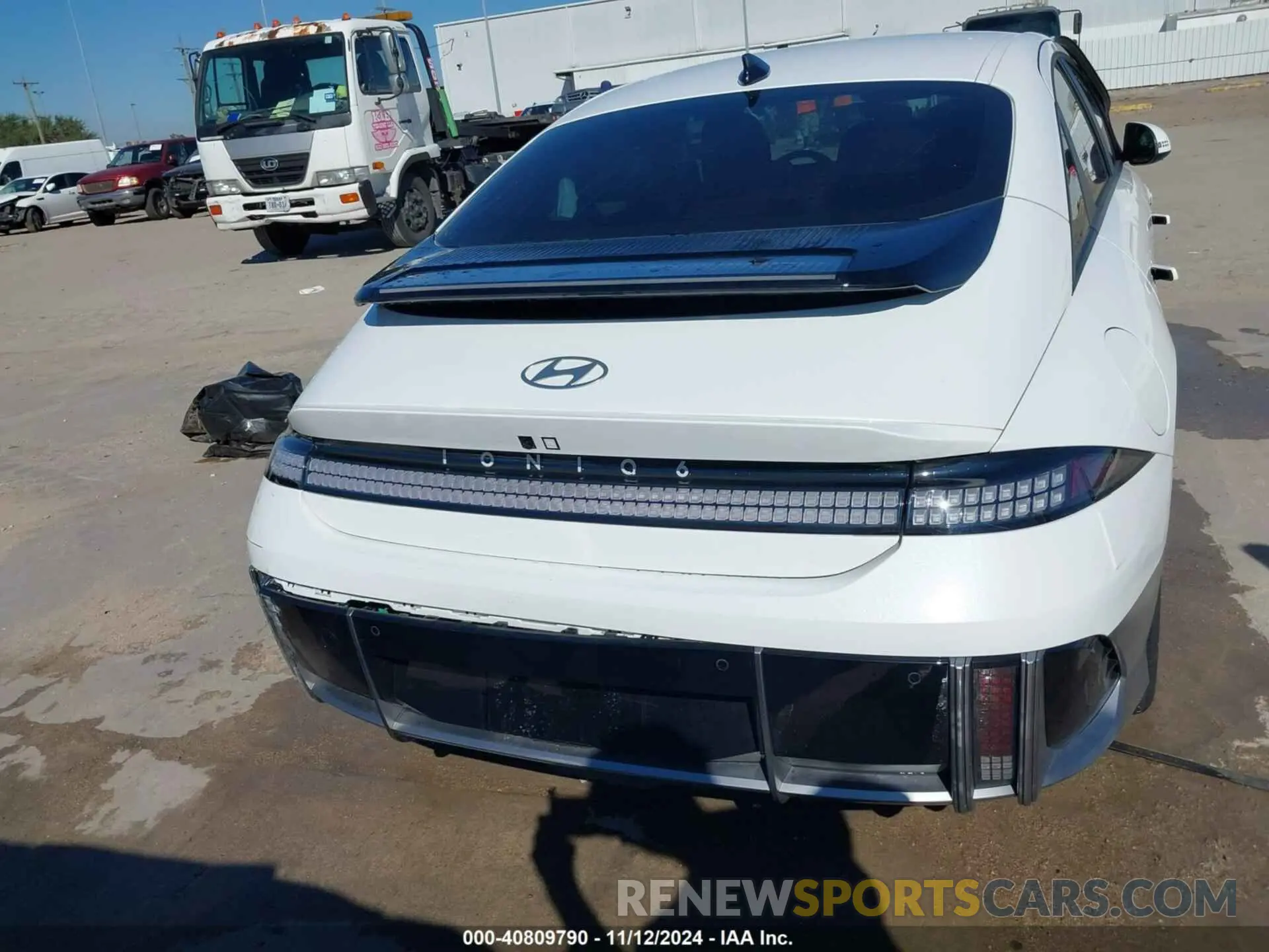16 Фотография поврежденного автомобиля KMHM24AC2RA066998 HYUNDAI IONIQ 6 2024