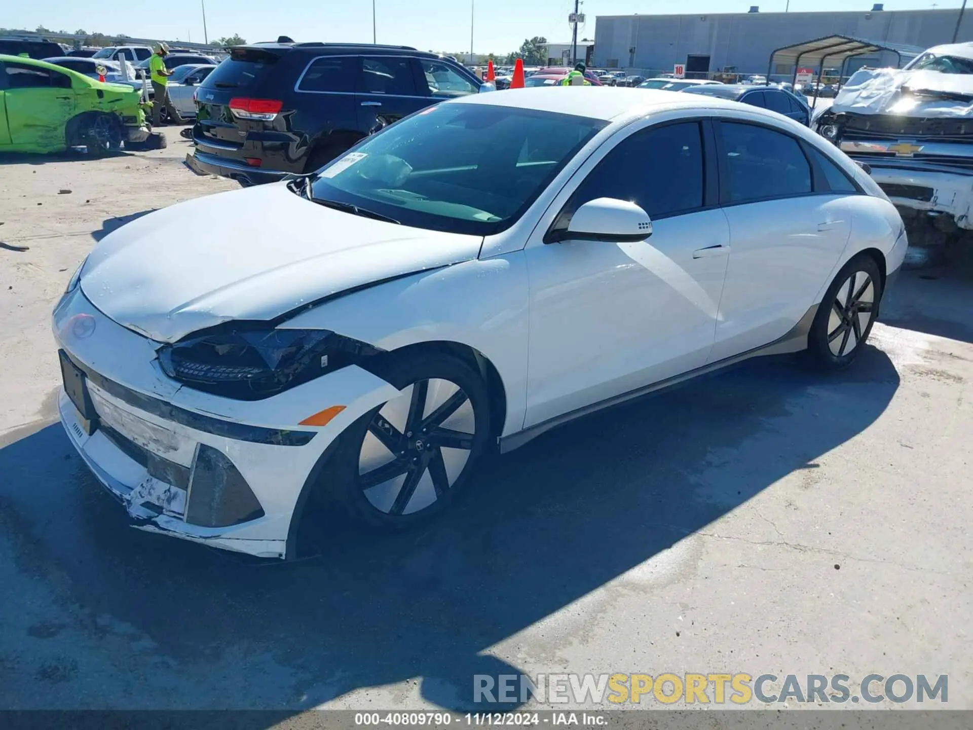 2 Фотография поврежденного автомобиля KMHM24AC2RA066998 HYUNDAI IONIQ 6 2024