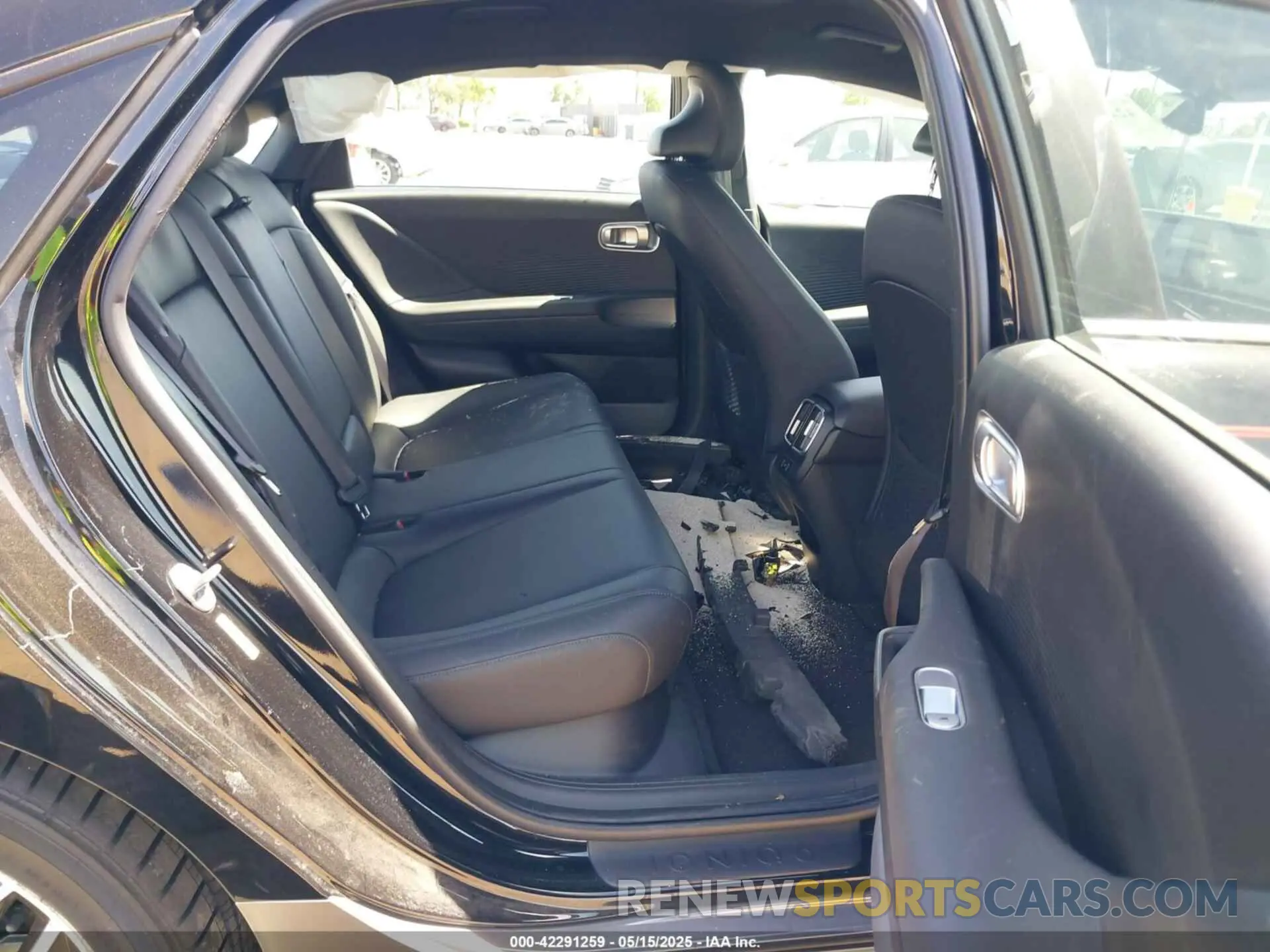 8 Фотография поврежденного автомобиля KMHM34AA5RA076761 HYUNDAI IONIQ 6 2024
