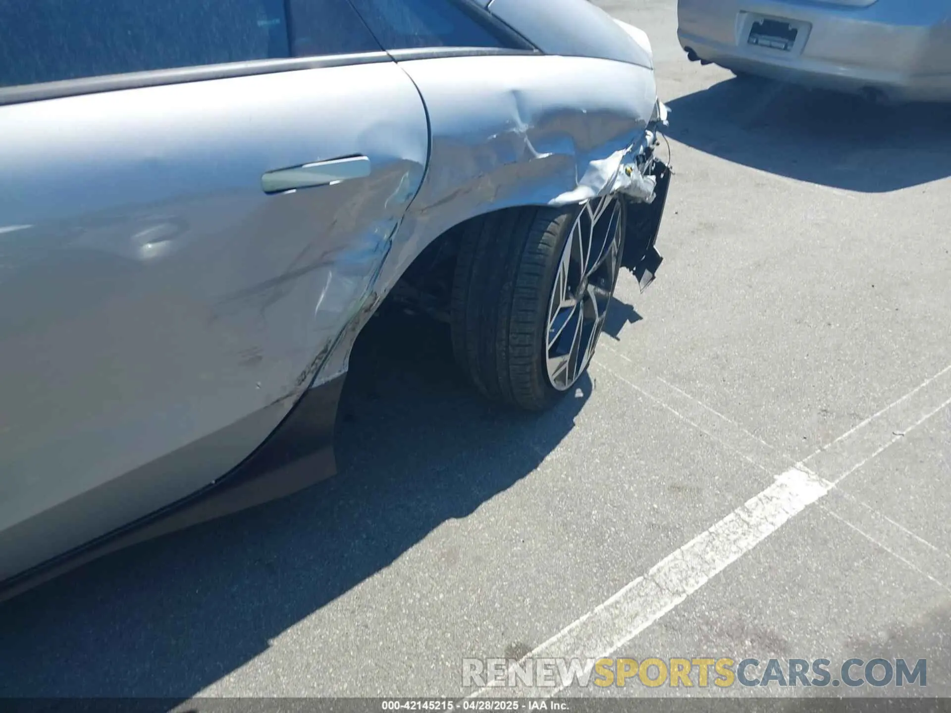 10 Photograph of a damaged car KMHM34AC0RA076975 HYUNDAI IONIQ 6 2024