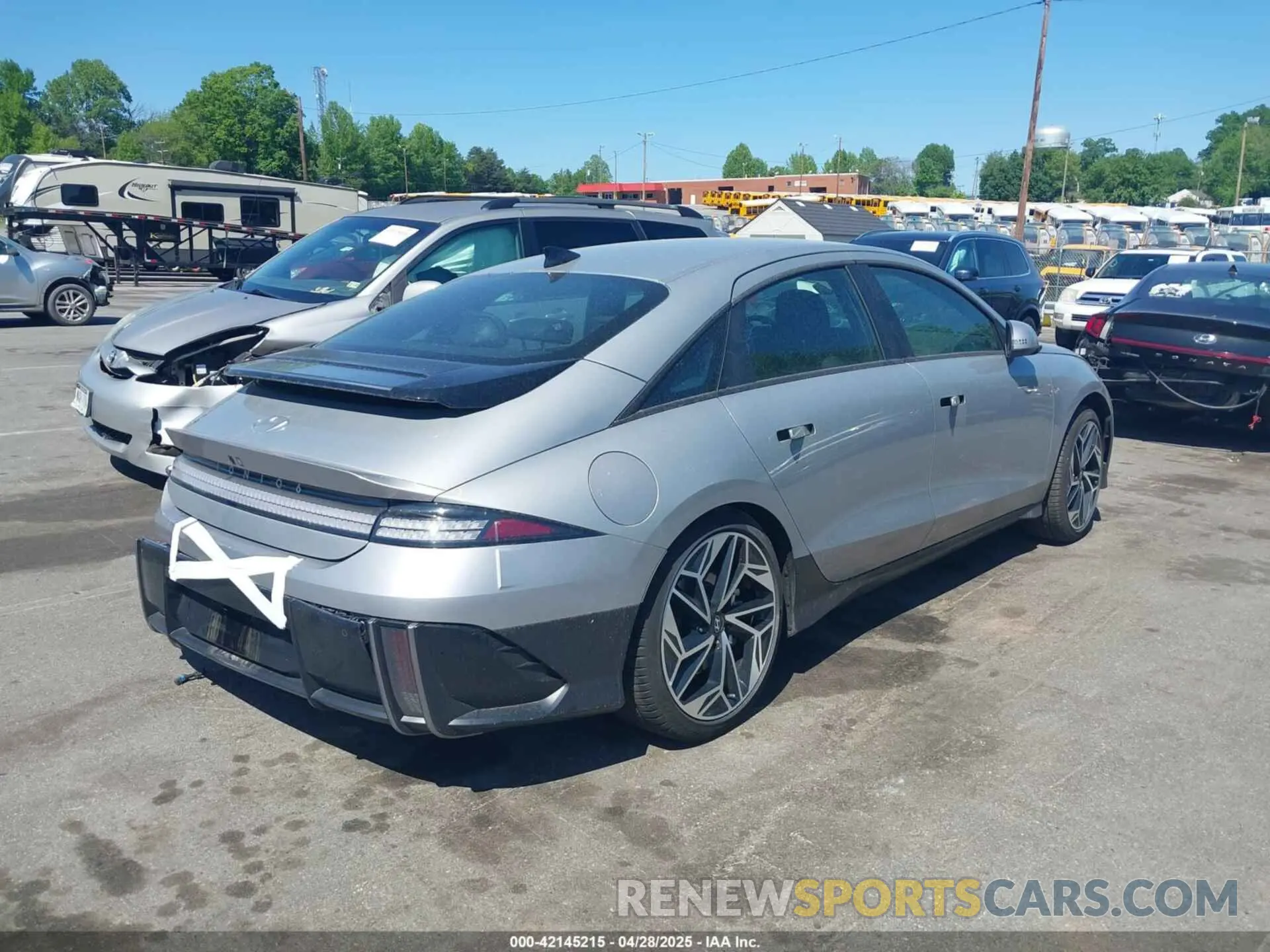 4 Photograph of a damaged car KMHM34AC0RA076975 HYUNDAI IONIQ 6 2024