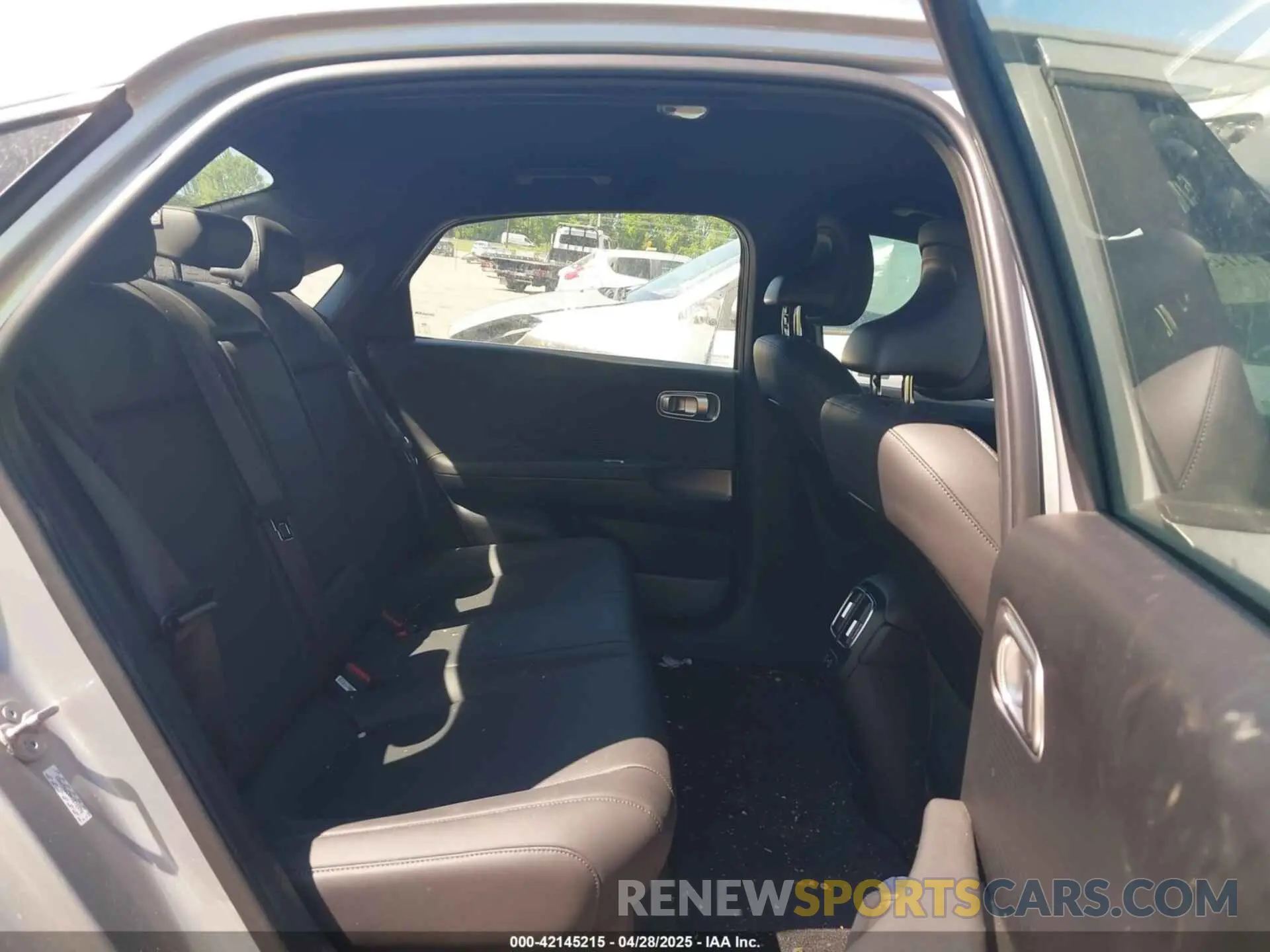 7 Photograph of a damaged car KMHM34AC0RA076975 HYUNDAI IONIQ 6 2024