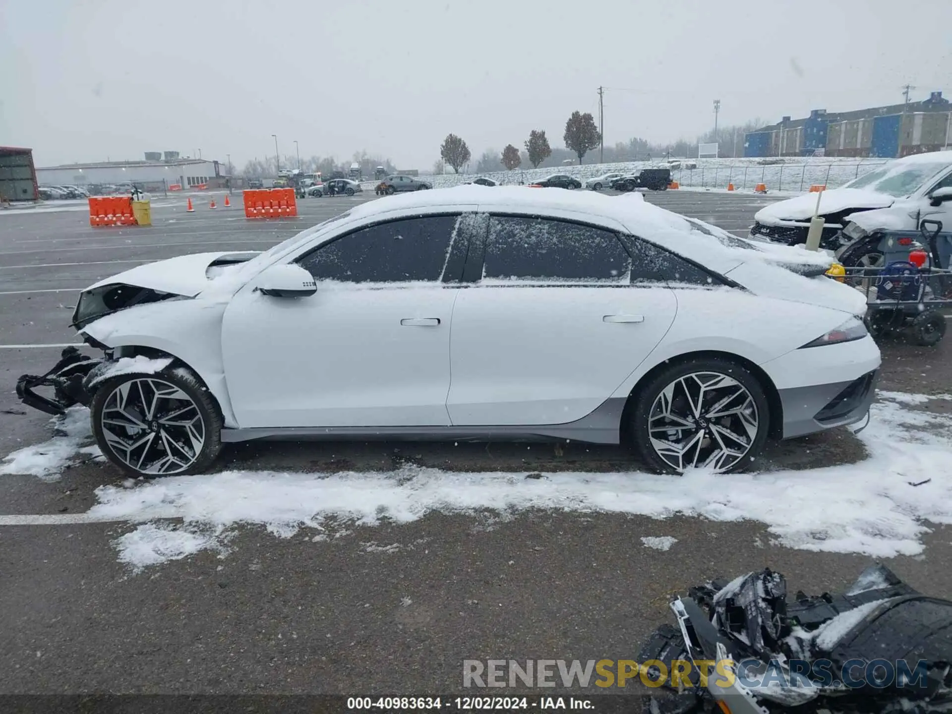 14 Photograph of a damaged car KMHM34AC2RA059465 HYUNDAI IONIQ 6 2024