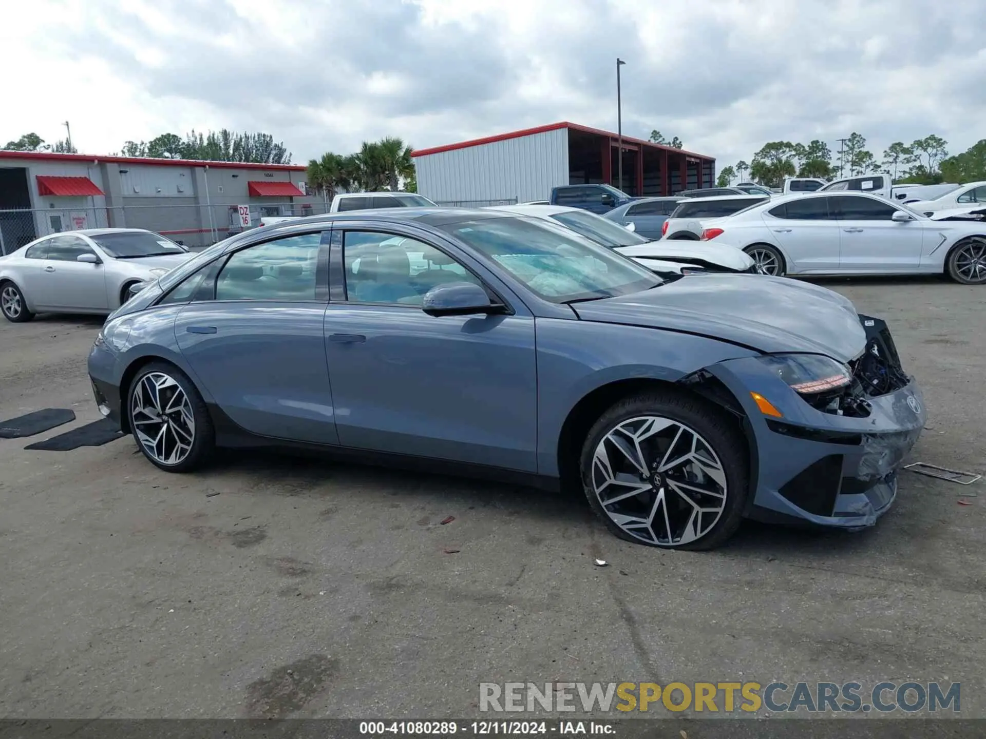 13 Photograph of a damaged car KMHM54AA4SA082941 HYUNDAI IONIQ 6 2025