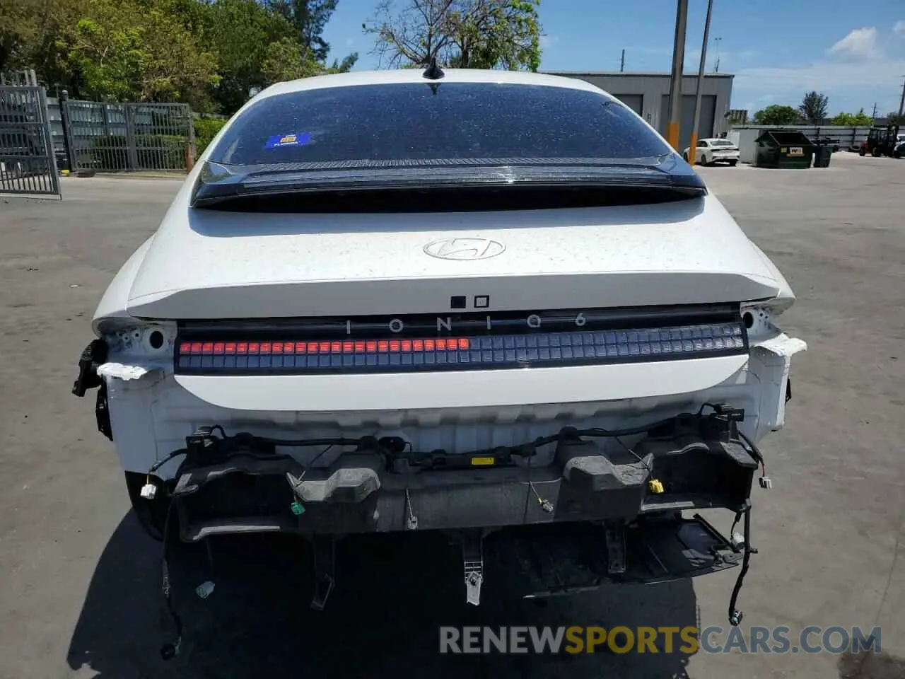 6 Фотография поврежденного автомобиля KMHM24AC1RA061520 HYUNDAI IONIQ 6 SE 2024