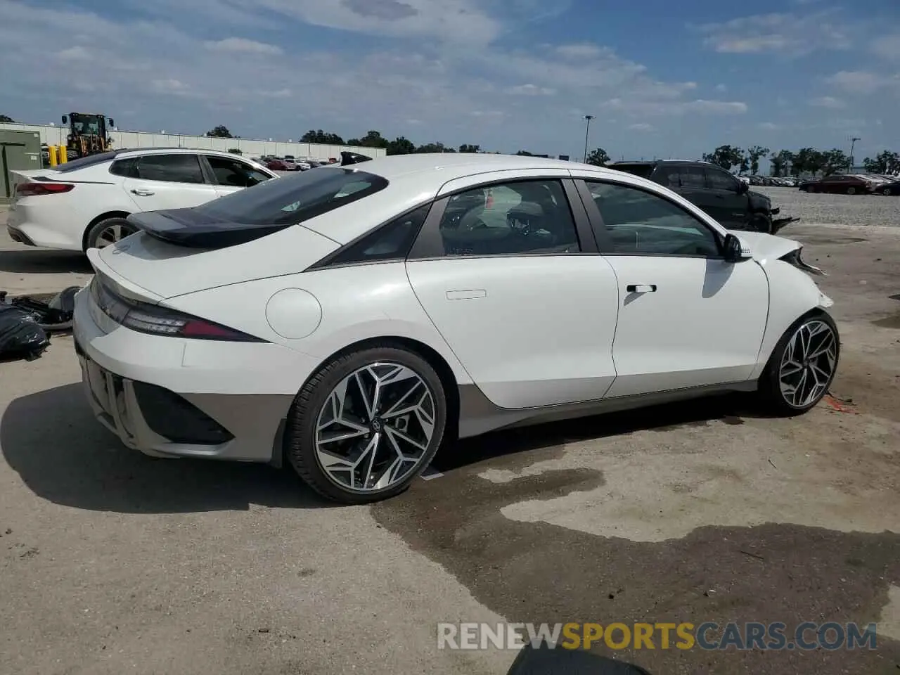 3 Photograph of a damaged car KMHM34AA8RA078973 HYUNDAI IONIQ 6 SE 2024