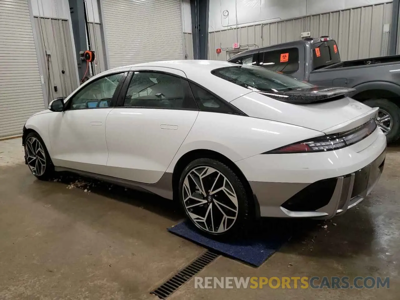 2 Photograph of a damaged car KMHM34AC5RA076891 HYUNDAI IONIQ 6 SE 2024