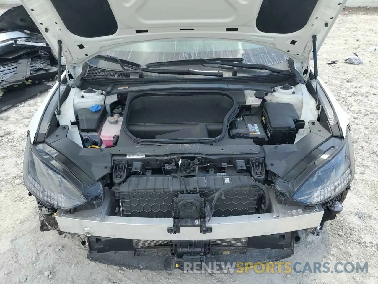 11 Фотография поврежденного автомобиля KMHM34AAXSA090984 HYUNDAI IONIQ 6 SE 2025
