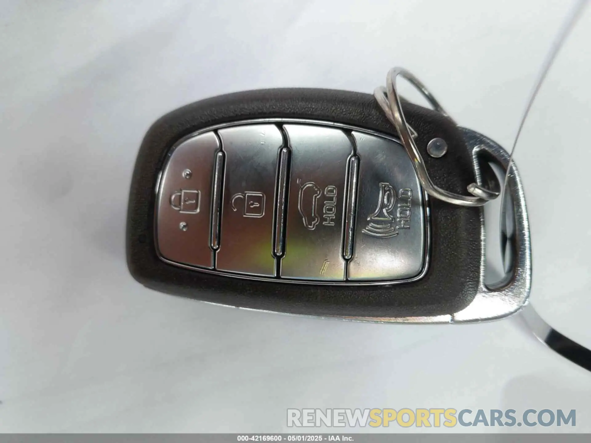 11 Photograph of a damaged car KMHC75LJ2LU071350 HYUNDAI IONIQ ELECTRIC 2020
