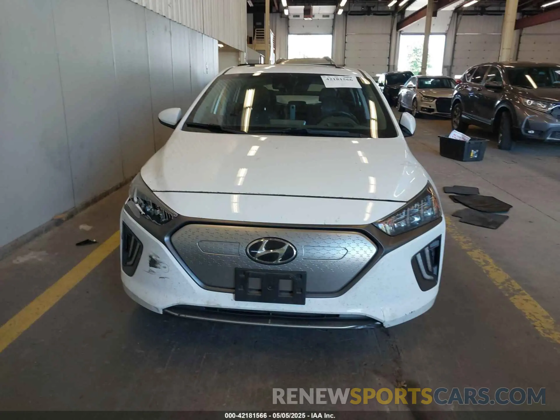12 Photograph of a damaged car KMHC85LJ7LU061362 HYUNDAI IONIQ ELECTRIC 2020