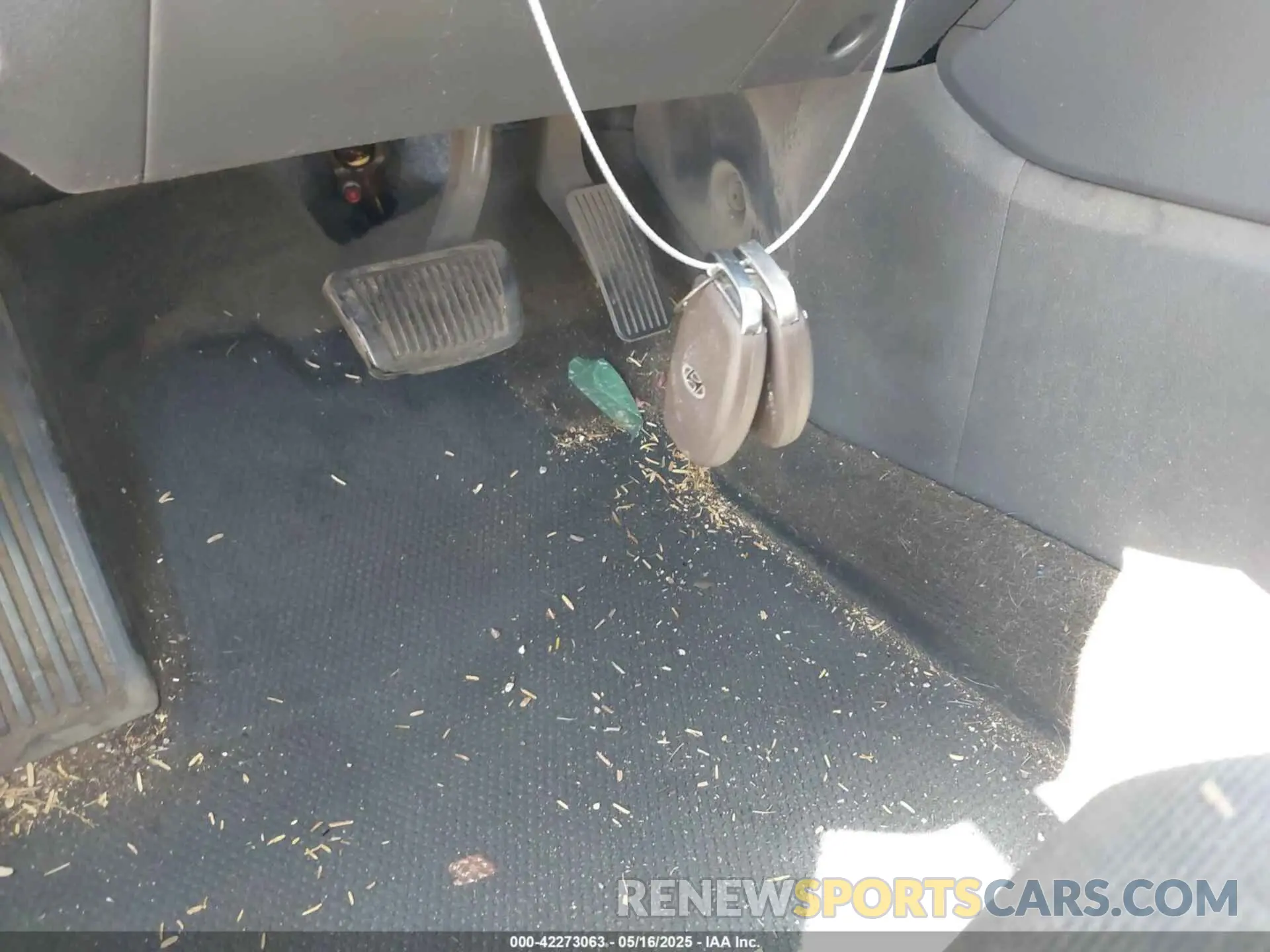 11 Photograph of a damaged car KMHC65LC0KU175841 HYUNDAI IONIQ HYBRID 2019