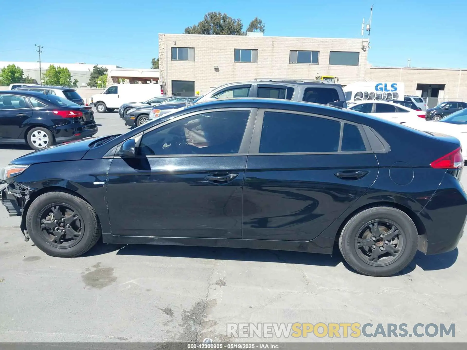 15 Photograph of a damaged car KMHC65LC0KU179940 HYUNDAI IONIQ HYBRID 2019