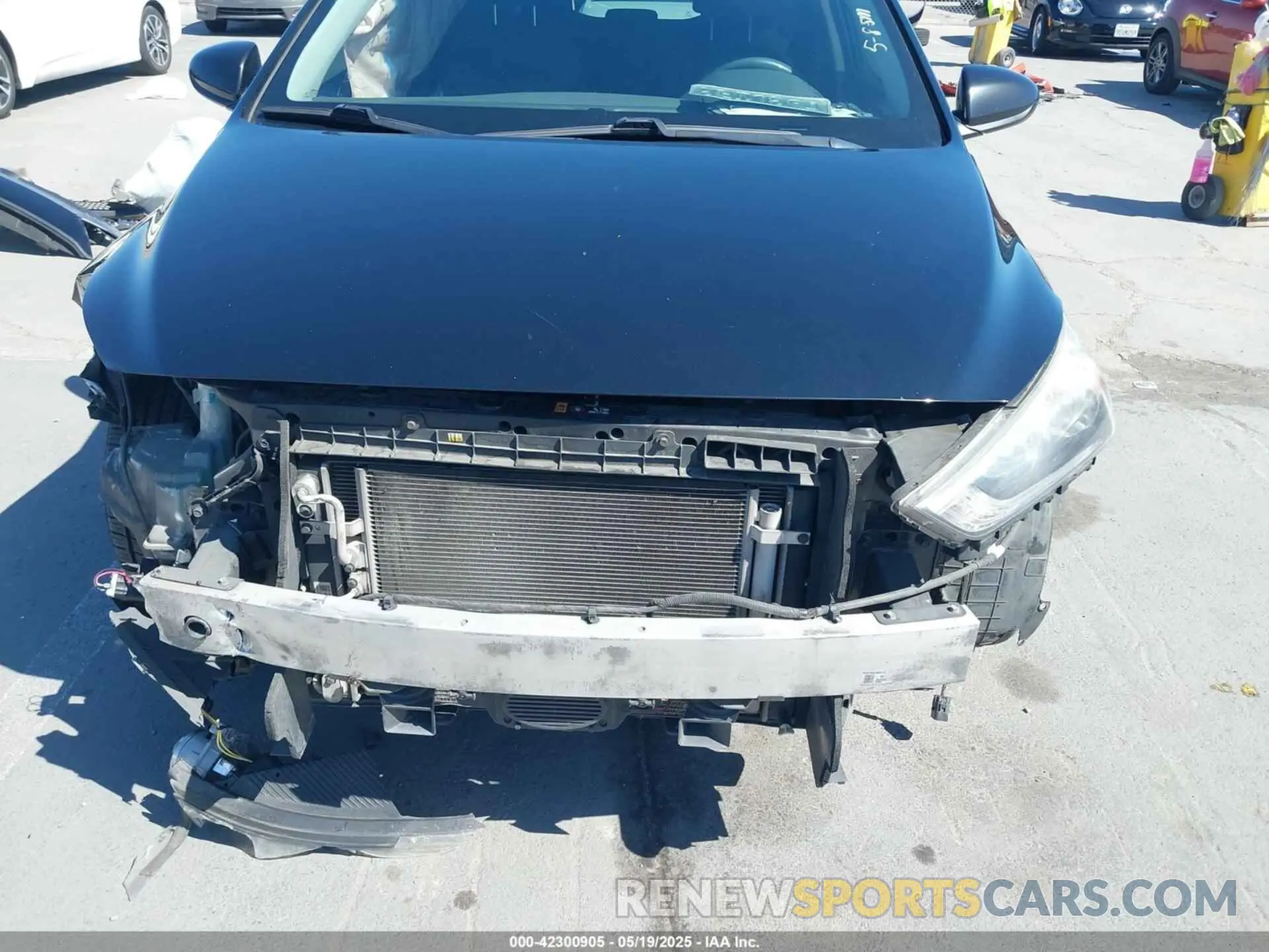 6 Photograph of a damaged car KMHC65LC0KU179940 HYUNDAI IONIQ HYBRID 2019