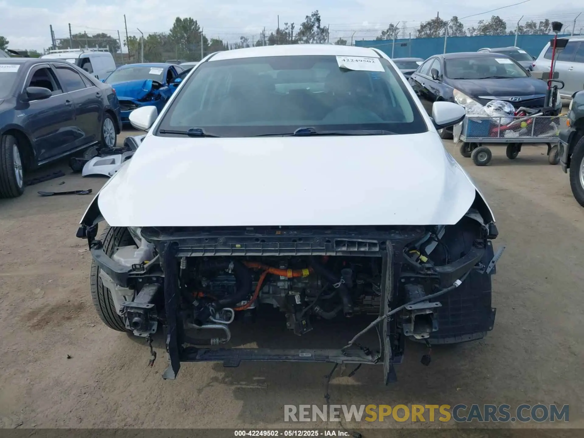 13 Фотография поврежденного автомобиля KMHC65LC3KU179902 HYUNDAI IONIQ HYBRID 2019