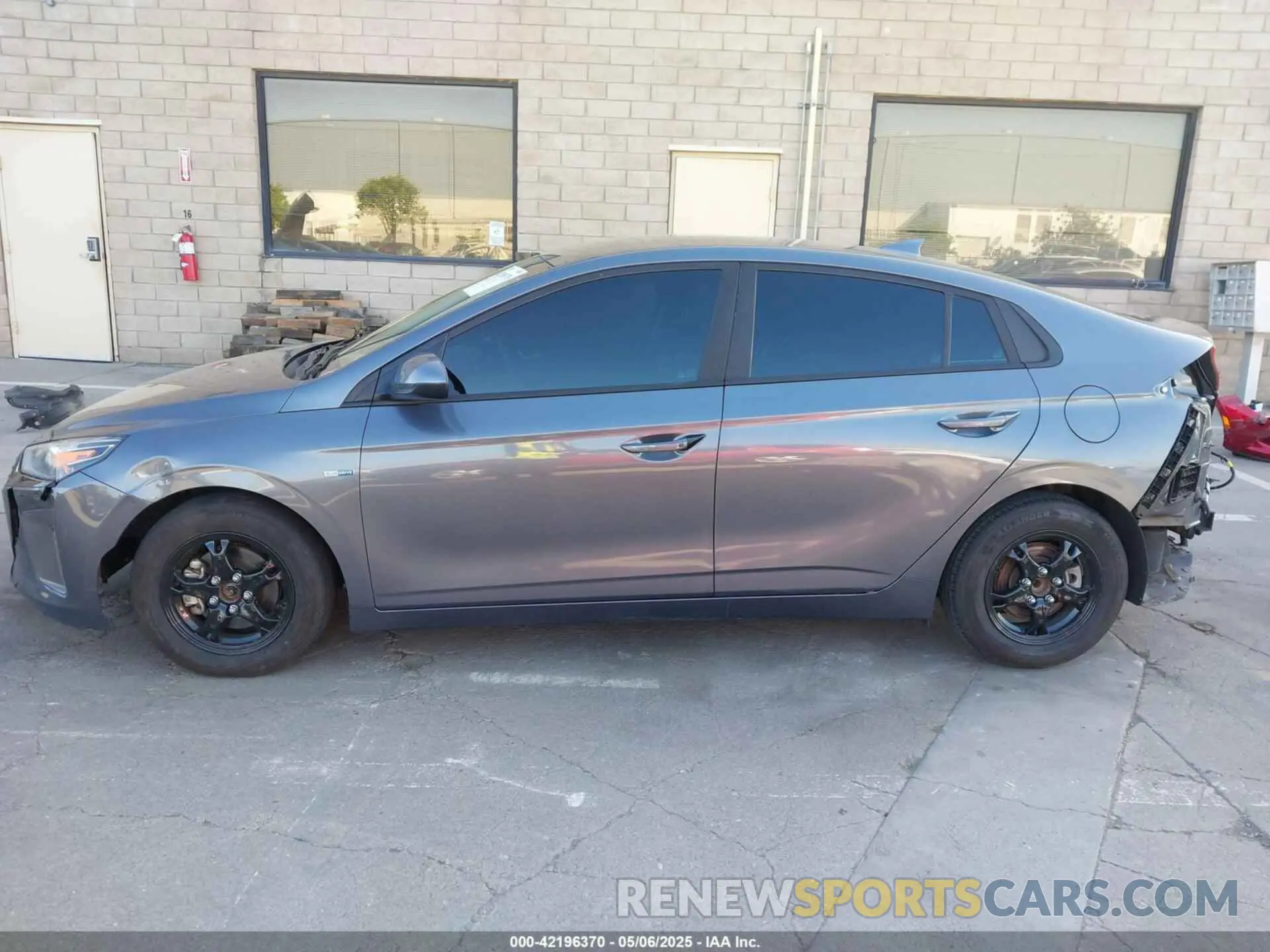 15 Photograph of a damaged car KMHC65LC6KU179800 HYUNDAI IONIQ HYBRID 2019